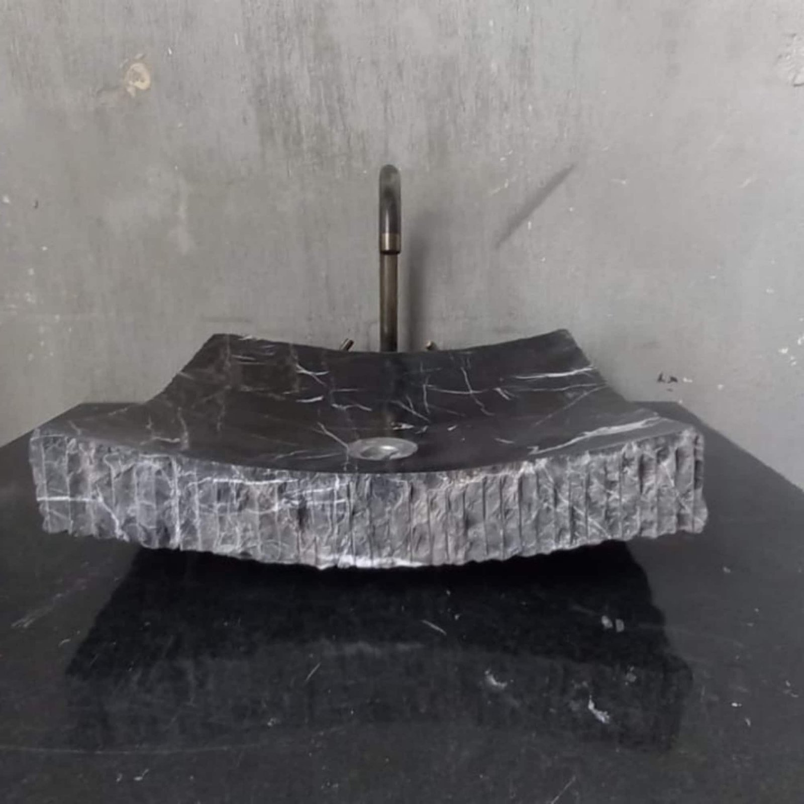 Nero Marquina Siyah Mermer Lavabo – Tezgâh Üstü Dikdörtgen Lüks Bowl