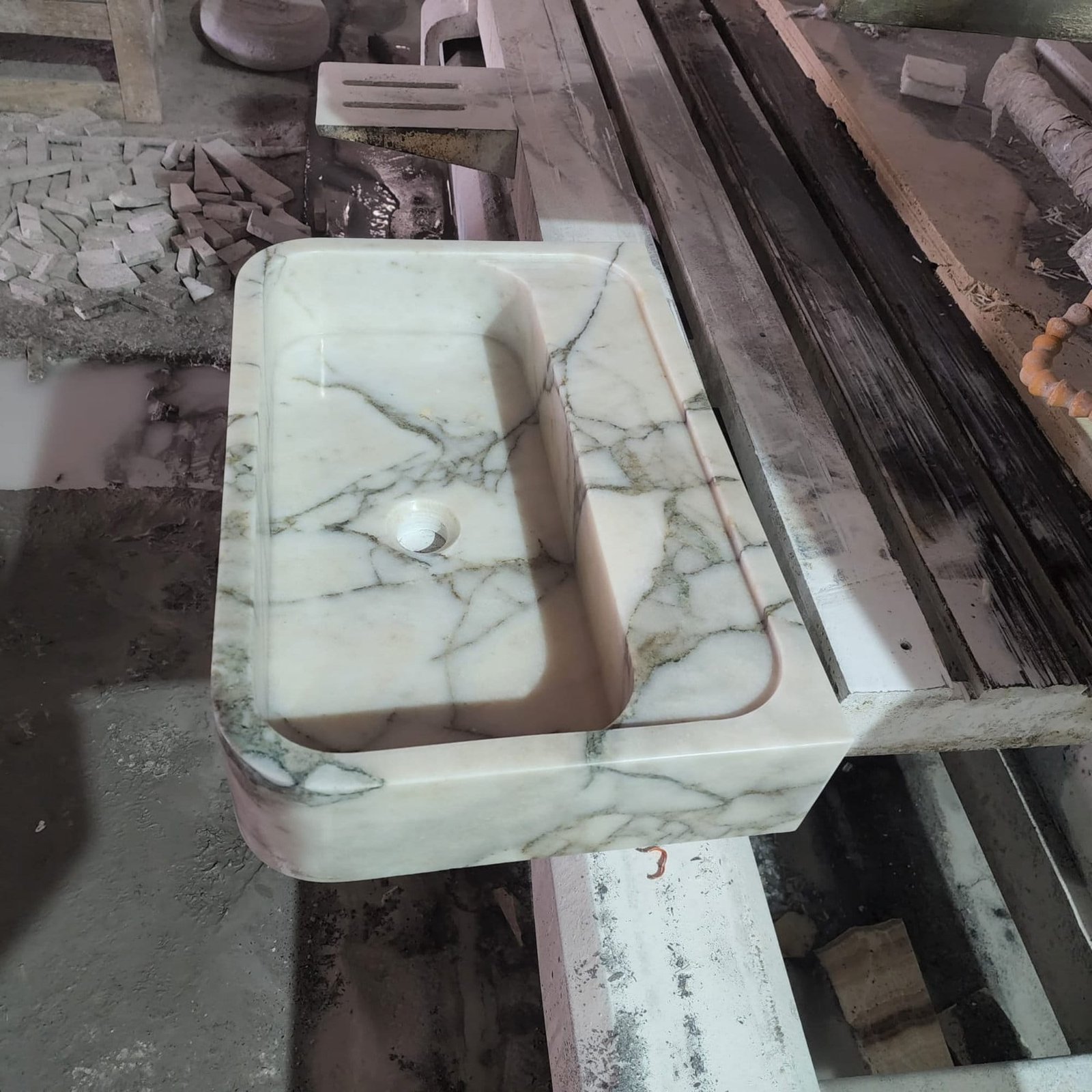 Calacatta Monet Mermer Lavabo – El Oyması Dikdörtgen Duvara Monte Lüks Vanity - Görsel 7