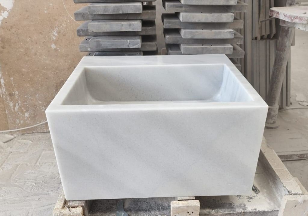Carrara Beyaz Mermer Lavabo – Duvar Tipi (Floating) Minimalist Lüks Banyo Tezgahı (20") - Görsel 5