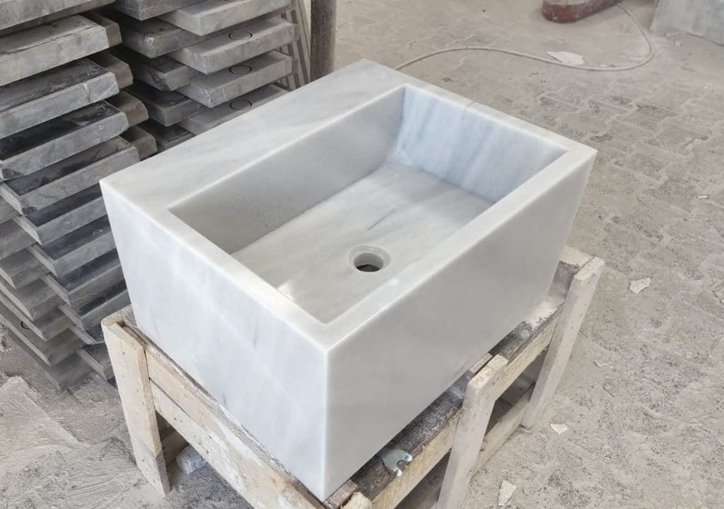 Carrara Beyaz Mermer Lavabo – Duvar Tipi (Floating) Minimalist Lüks Banyo Tezgahı (20") - Görsel 2