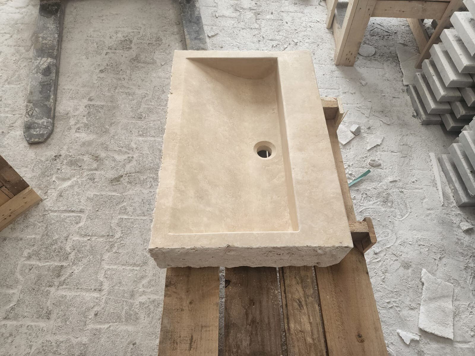 Traverten Mermer Lavabo – El Yapımı Rustic Vessel / Duvara Monte Sink - Görsel 4