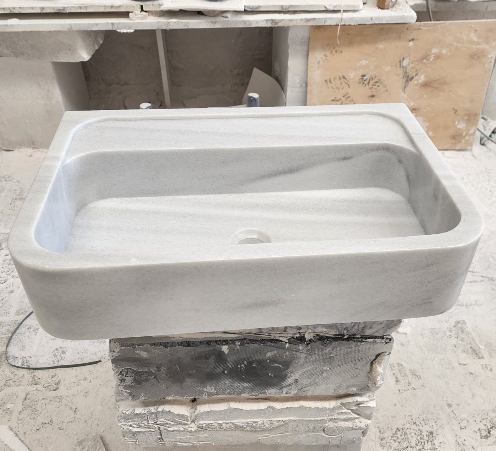 Carrara Mermer Lavabo – Dikdörtgen Form Tezgah Üstü Doğal Taş Vessel Sink (20") - Görsel 3