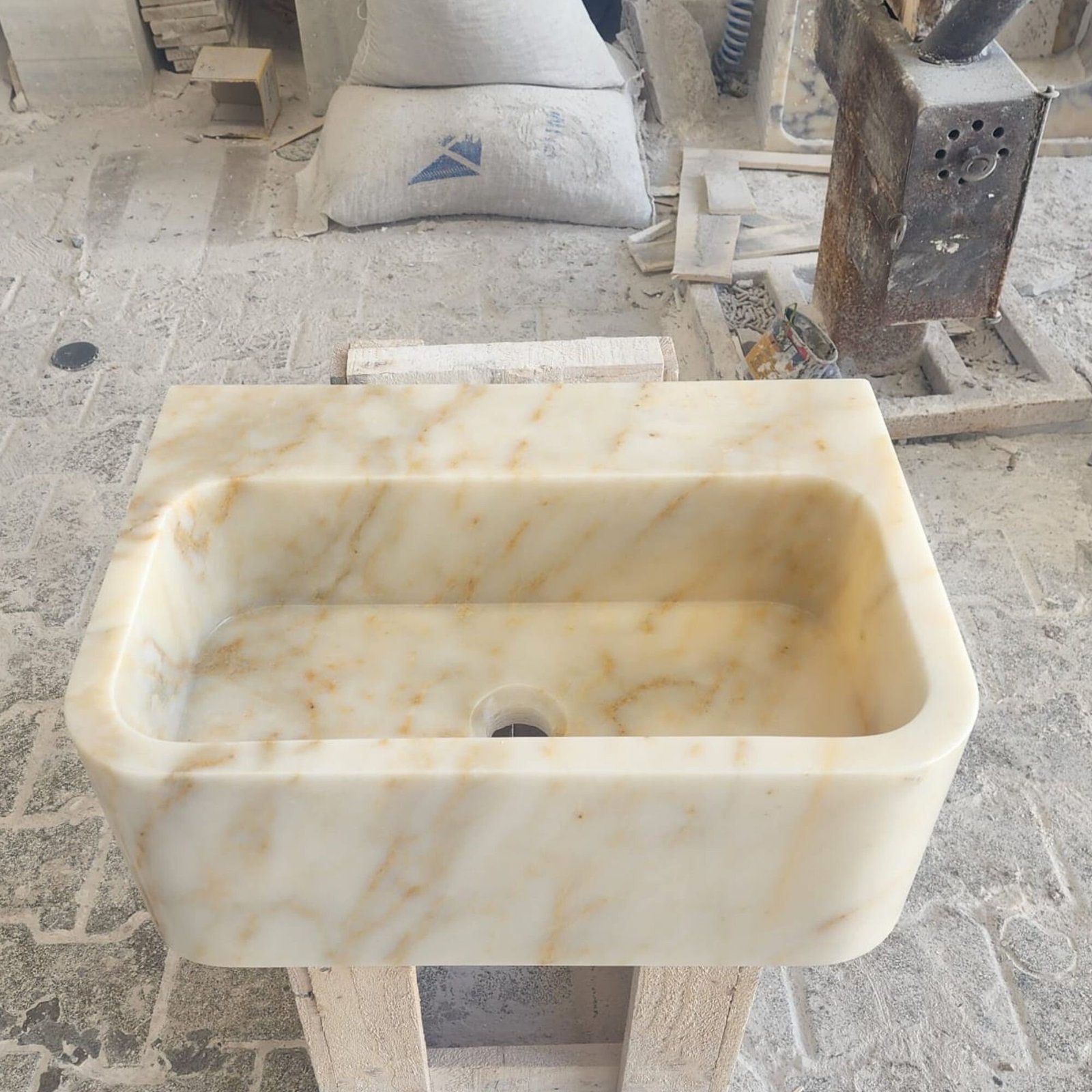 Calacatta Gold Mermer Lavabo – Dikdörtgen Parlak Yüzey Modern Vanity - Görsel 8