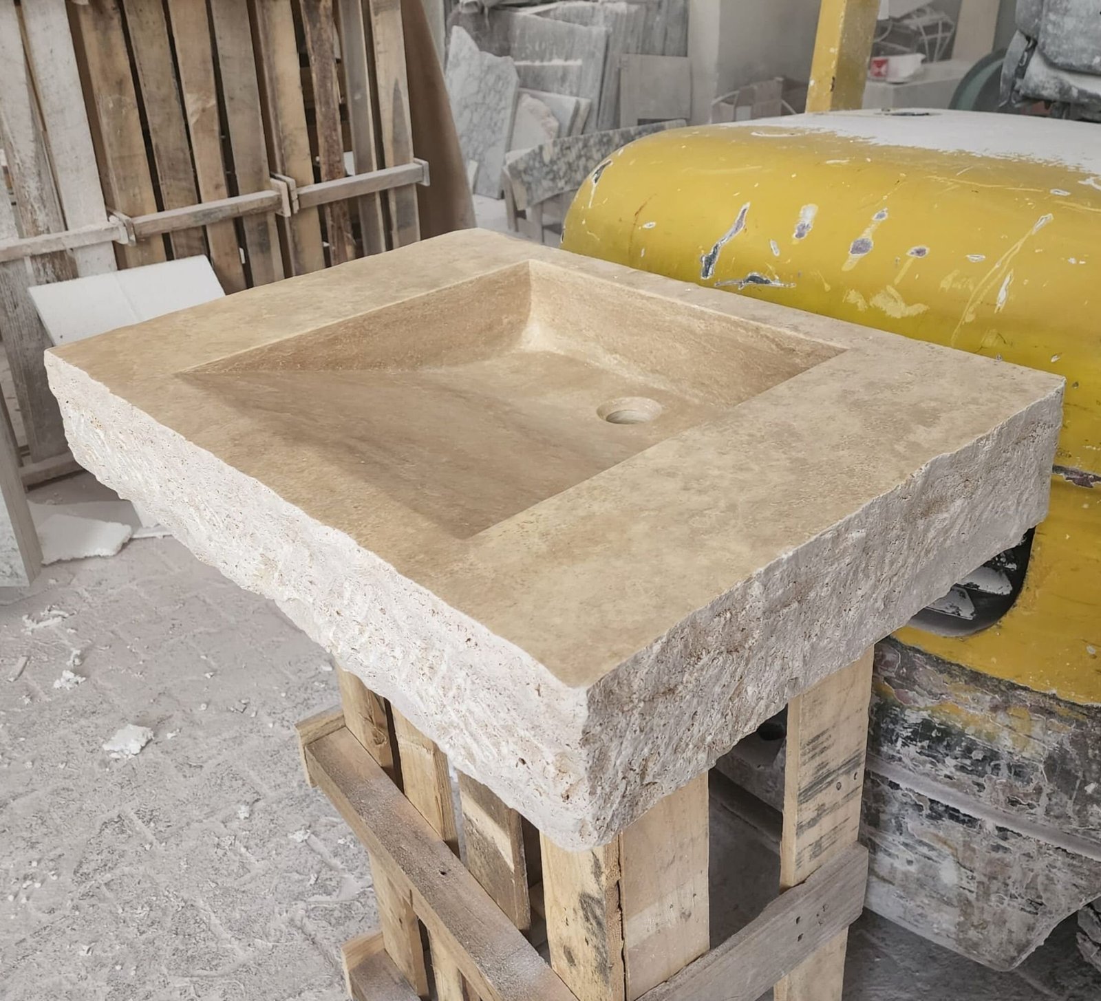 Traverten Mermer Lavabo – Doğal Kenarlı Rustic Tasarım Vanity - Görsel 7