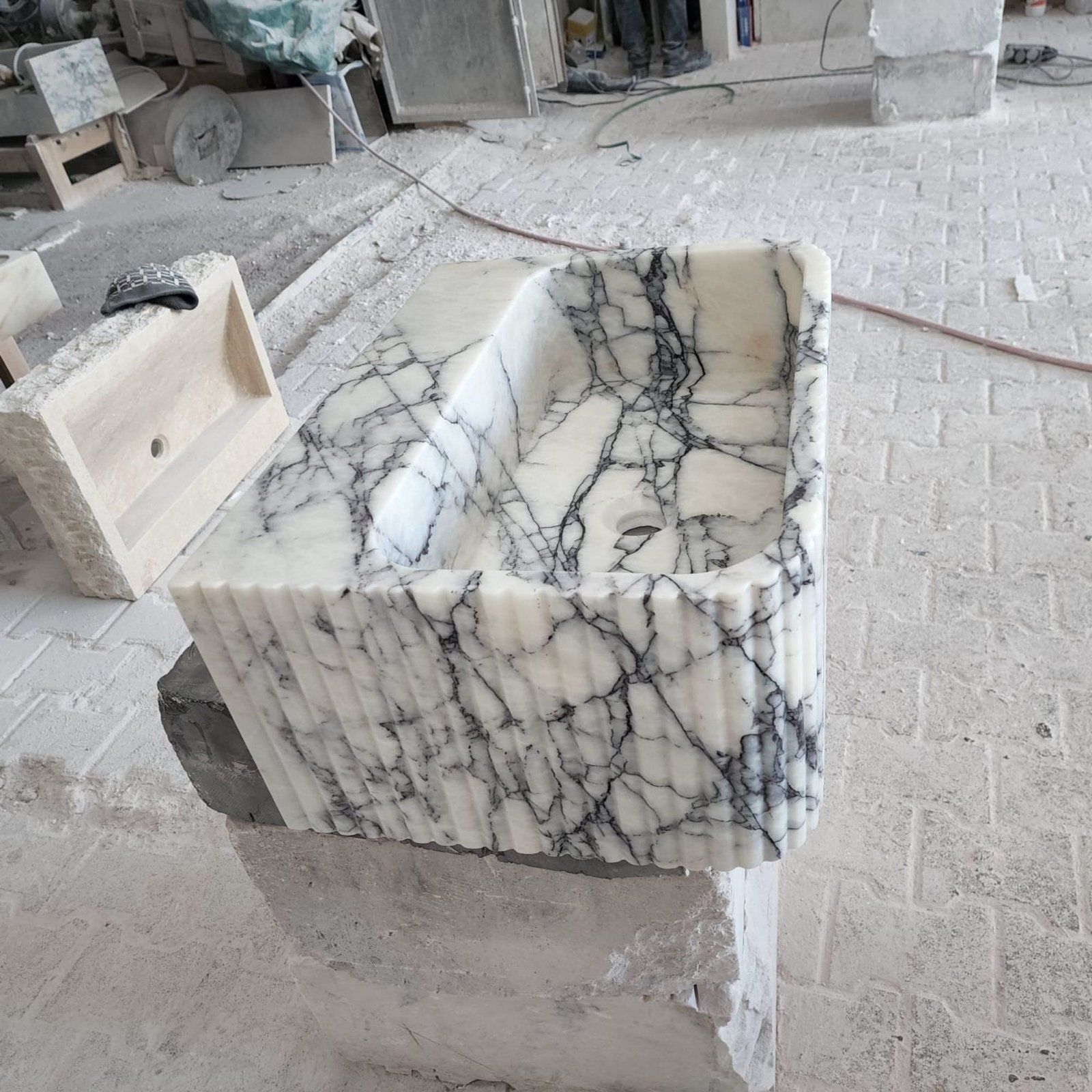 Lilac Mermer Lavabo – El Oyma Duvara Monte Dikdörtgen Bathroom Sink - Görsel 3