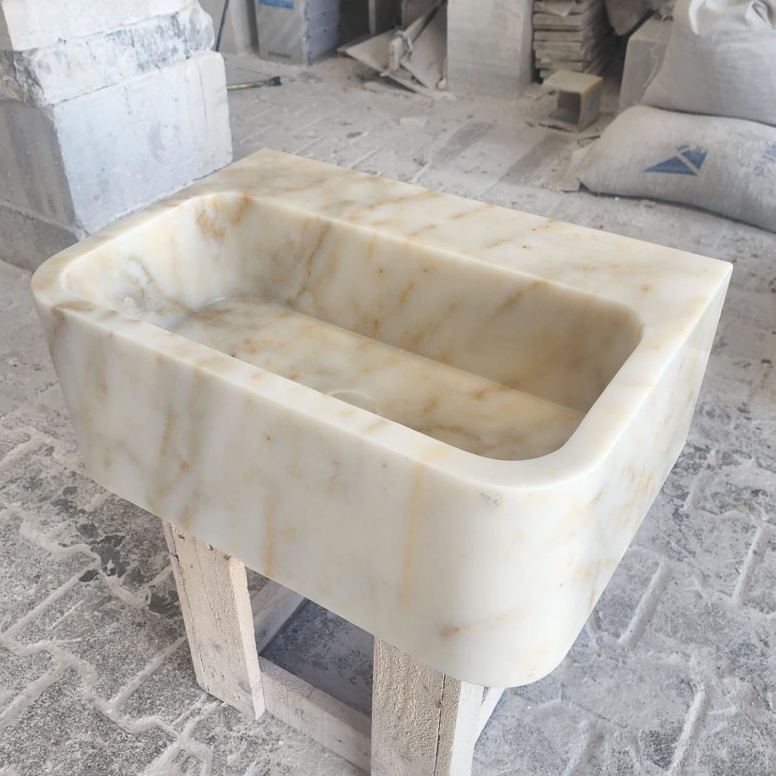 Calacatta Gold Mermer Lavabo – Dikdörtgen Parlak Yüzey Modern Vanity - Görsel 4