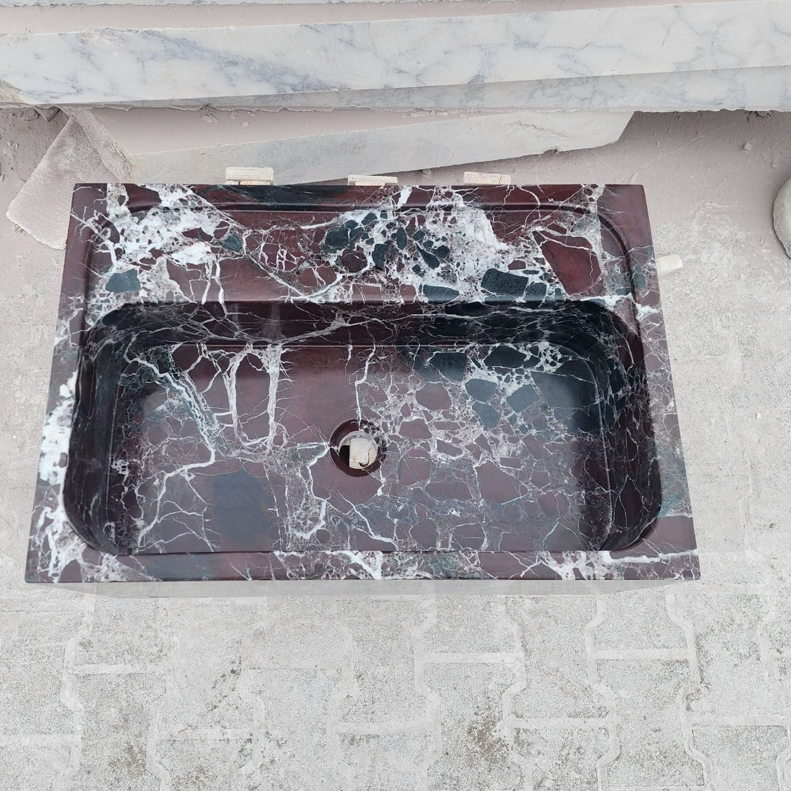 Rossa Levanto Kırmızı Mermer Lavabo – El Yapımı Farmhouse Lüks Basin - Görsel 4