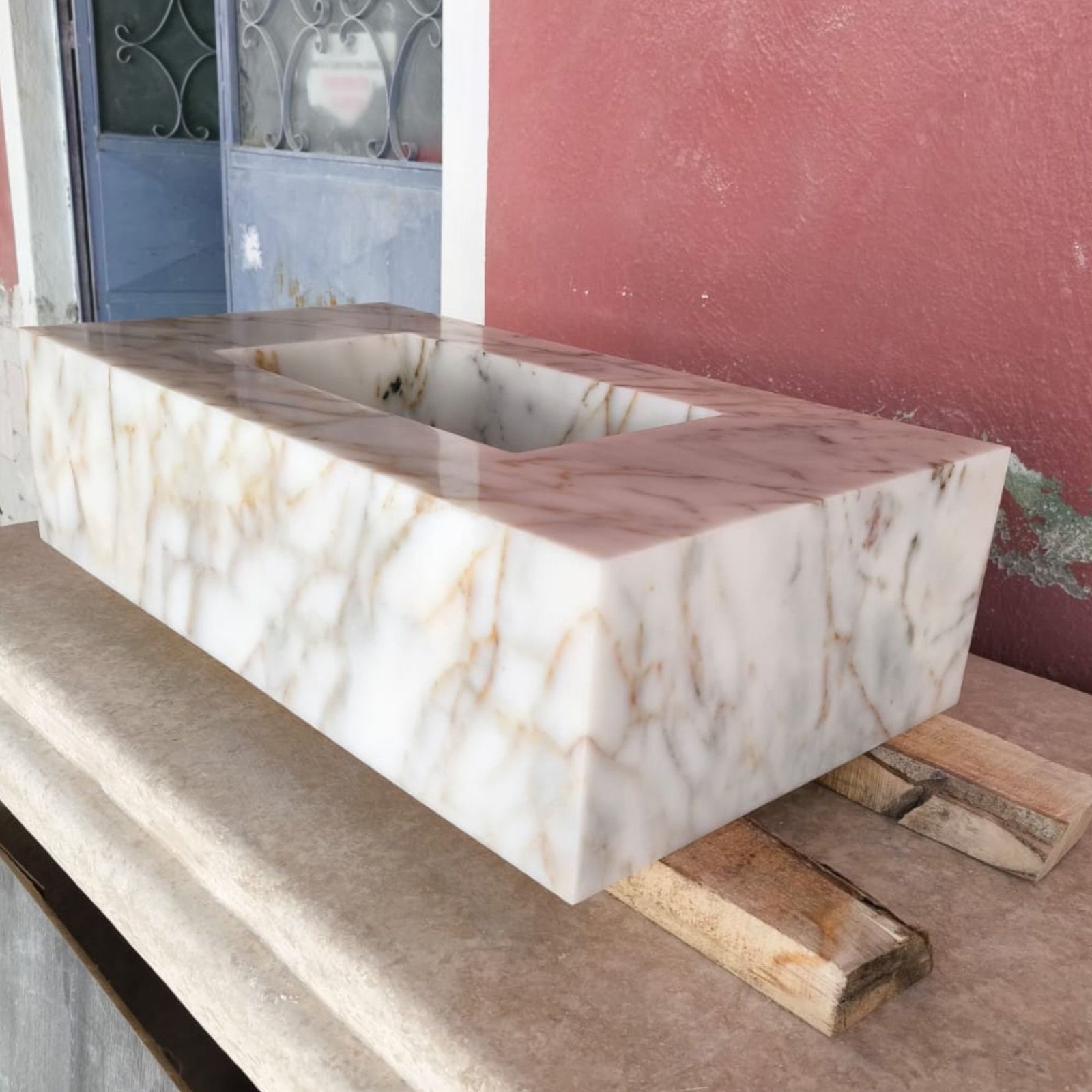 Calacatta Gold Mermer Lavabo – Duvara Monte Lüks Doğal Taş Vanity - Görsel 6