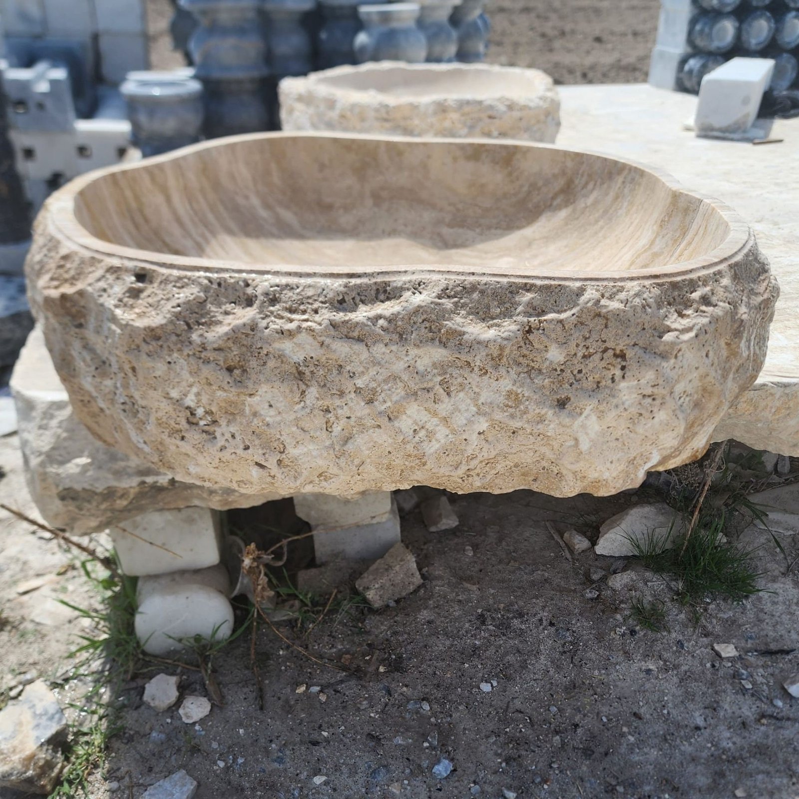 Traverten Mermer Lavabo – Doğal Formlu El Yapımı Rustic Vessel Basin - Görsel 4