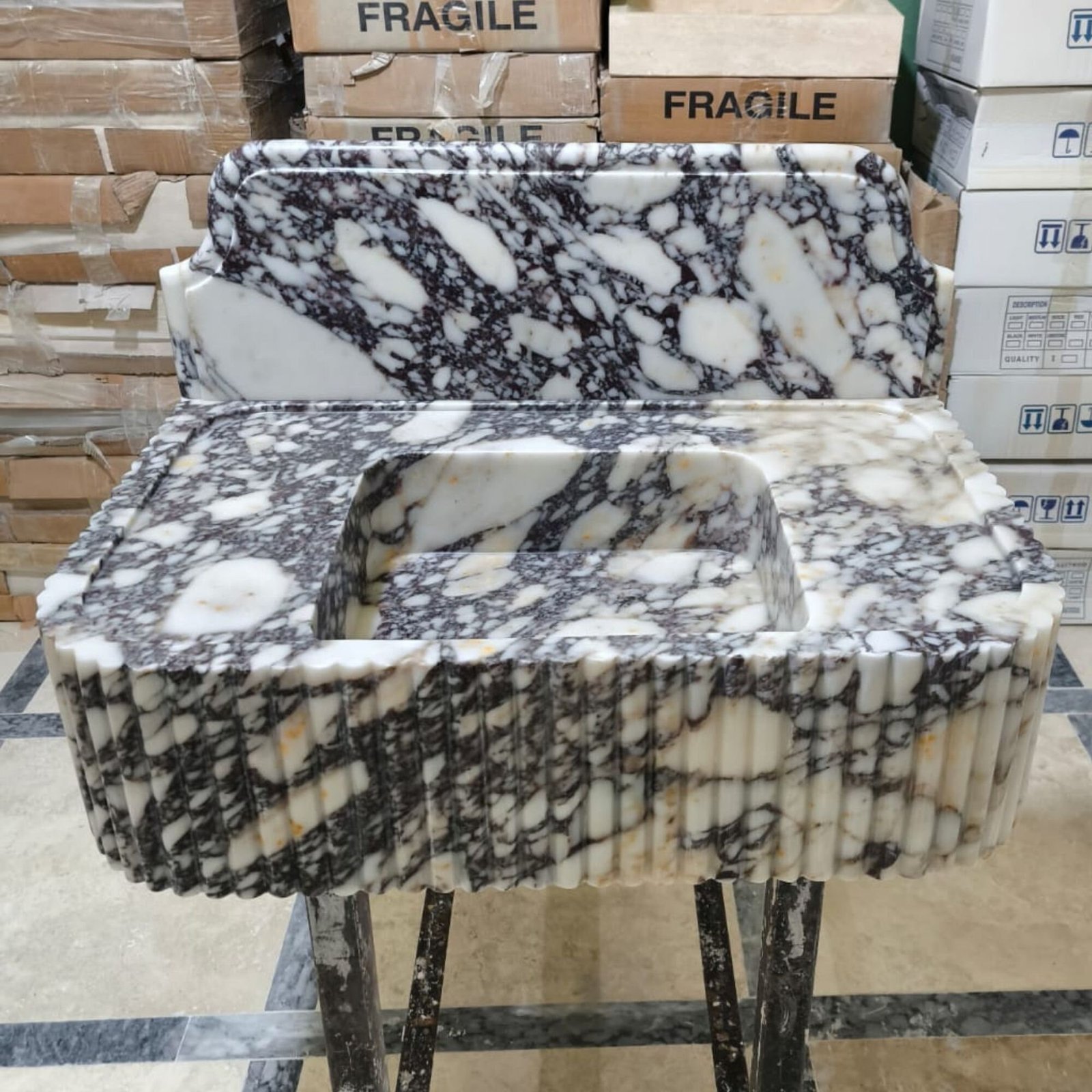 Calacatta Viola Mermer Lavabo – Yuvarlatılmış Köşe Duvara Monte Lüks Vanity - Görsel 2