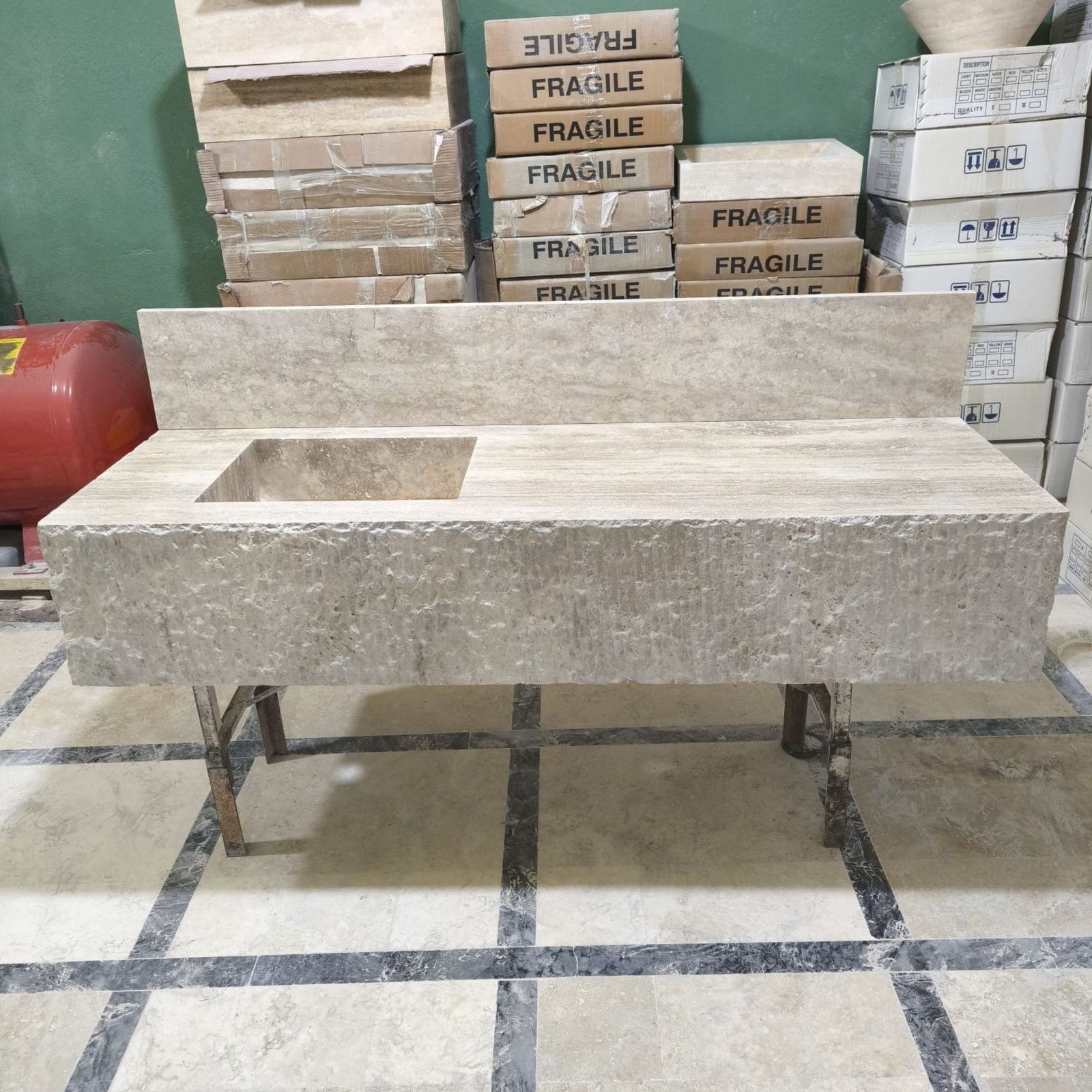 Traverten Mermer Lavabo – 66” Geniş Backsplash’li Duvara Monte / Tezgah Üstü Vanity - Görsel 8