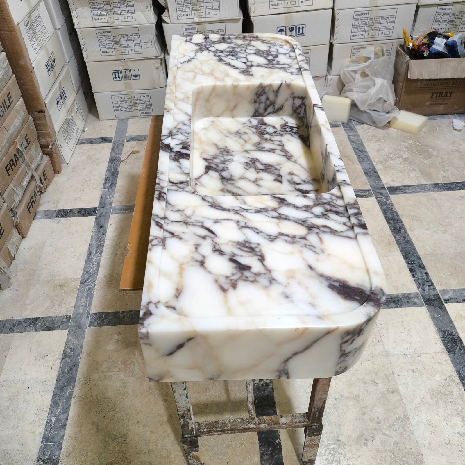 Calacatta Viola Mermer Lavabo – Geniş Form Duvara Monte Vanity - Görsel 6