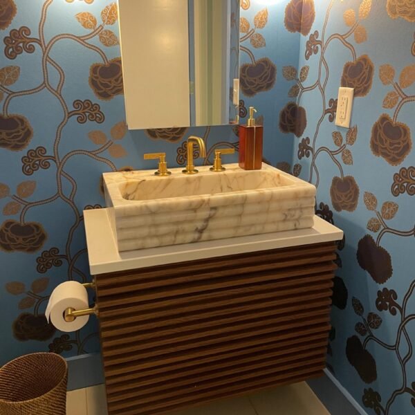 Calacatta Gold Mermer Lavabo – Duvar Montajlı El Oyma Lüks Taş Lavabo (24")