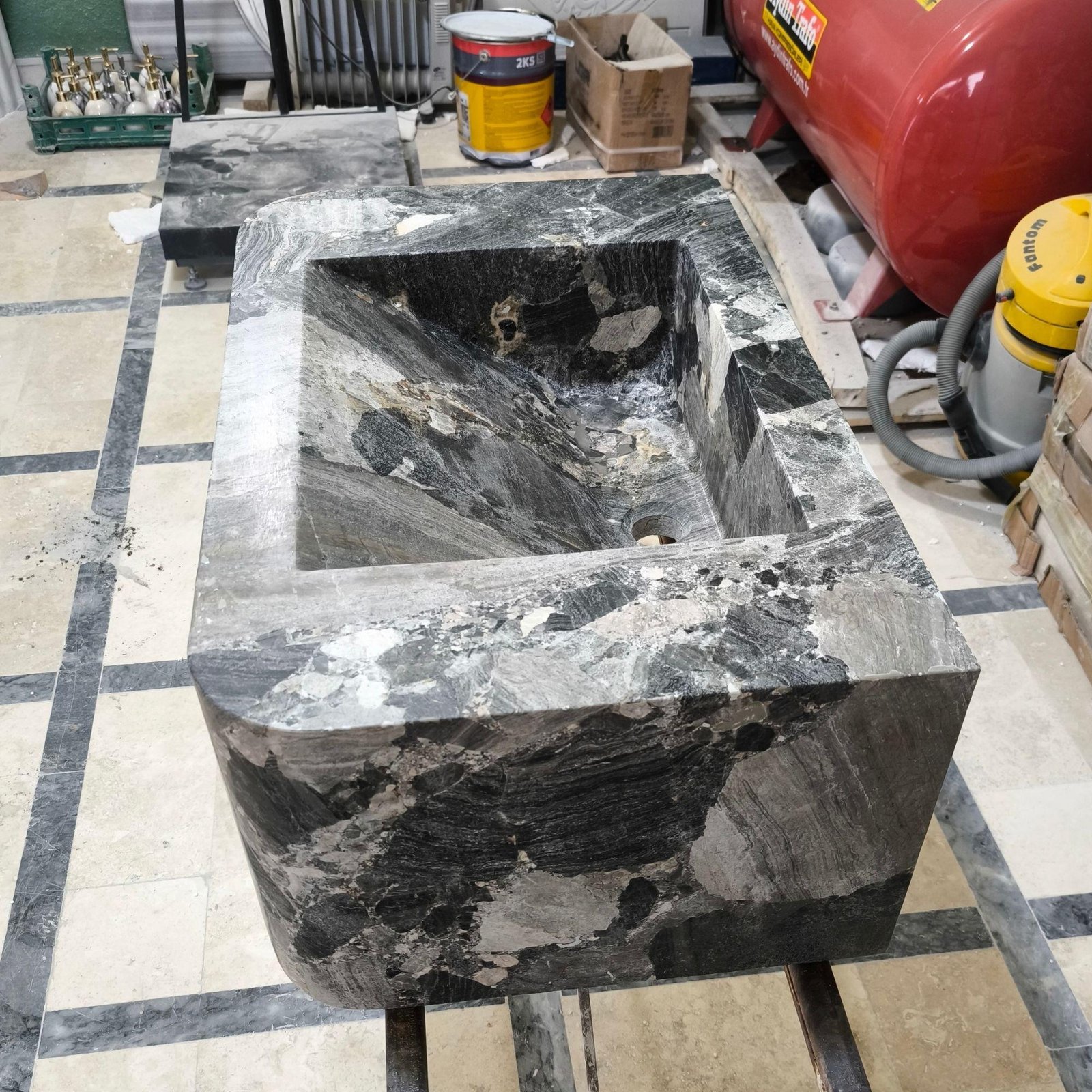 Gri Mermer Duvara Monte Lavabo – El Yapımı Modern Banyo Vanity Basin - Görsel 8
