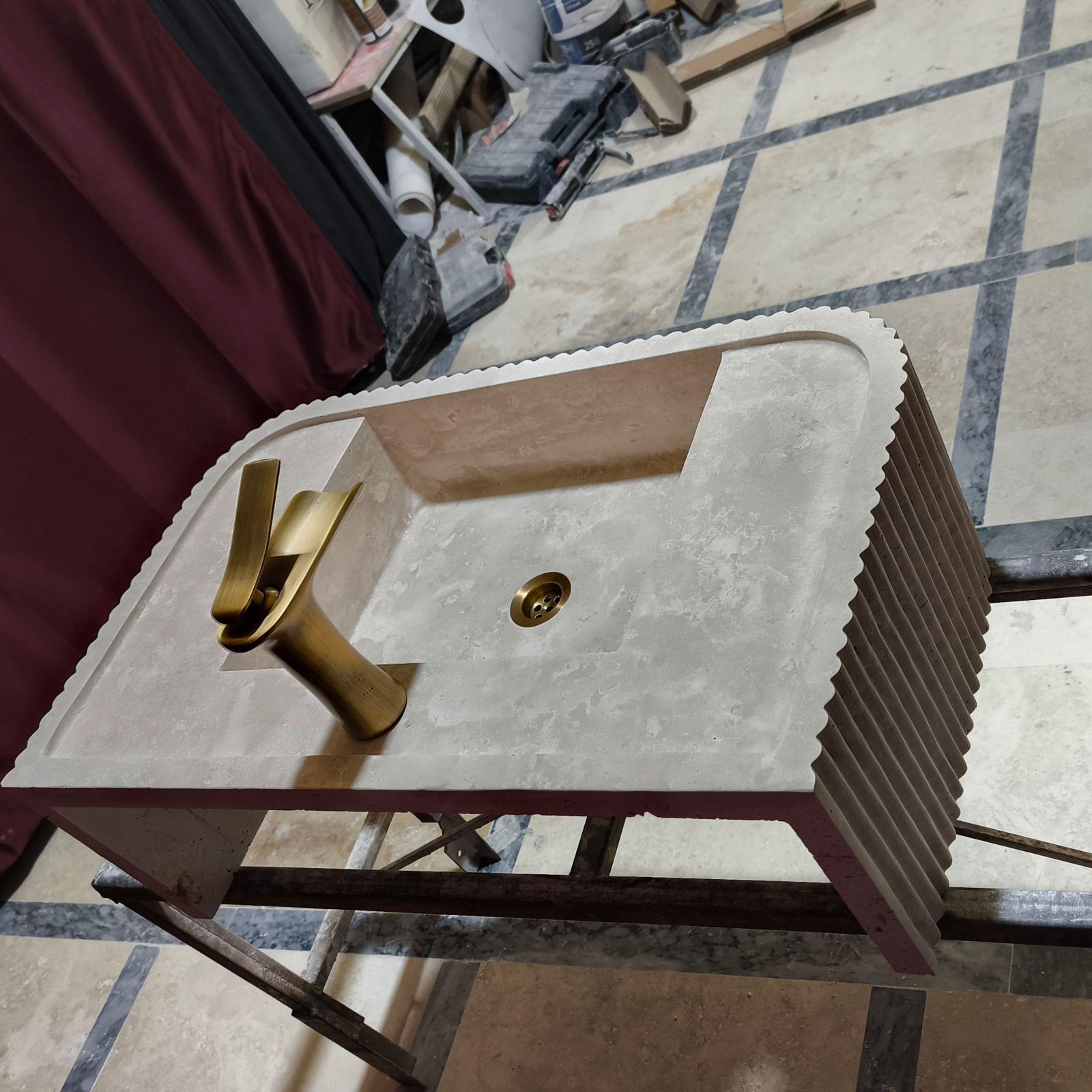 Rustik Traverten Mermer Lavabo – Fluted (Kanallı) Duvara Monte Vanity - Görsel 8