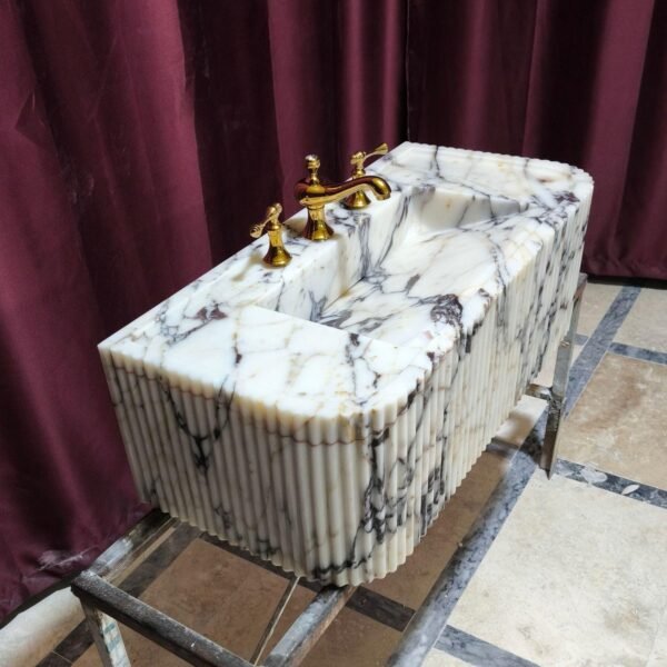 Calacatta Viola Mermer Lavabo – Yivli (Ribbed) Duvara Monte Floating Vanity