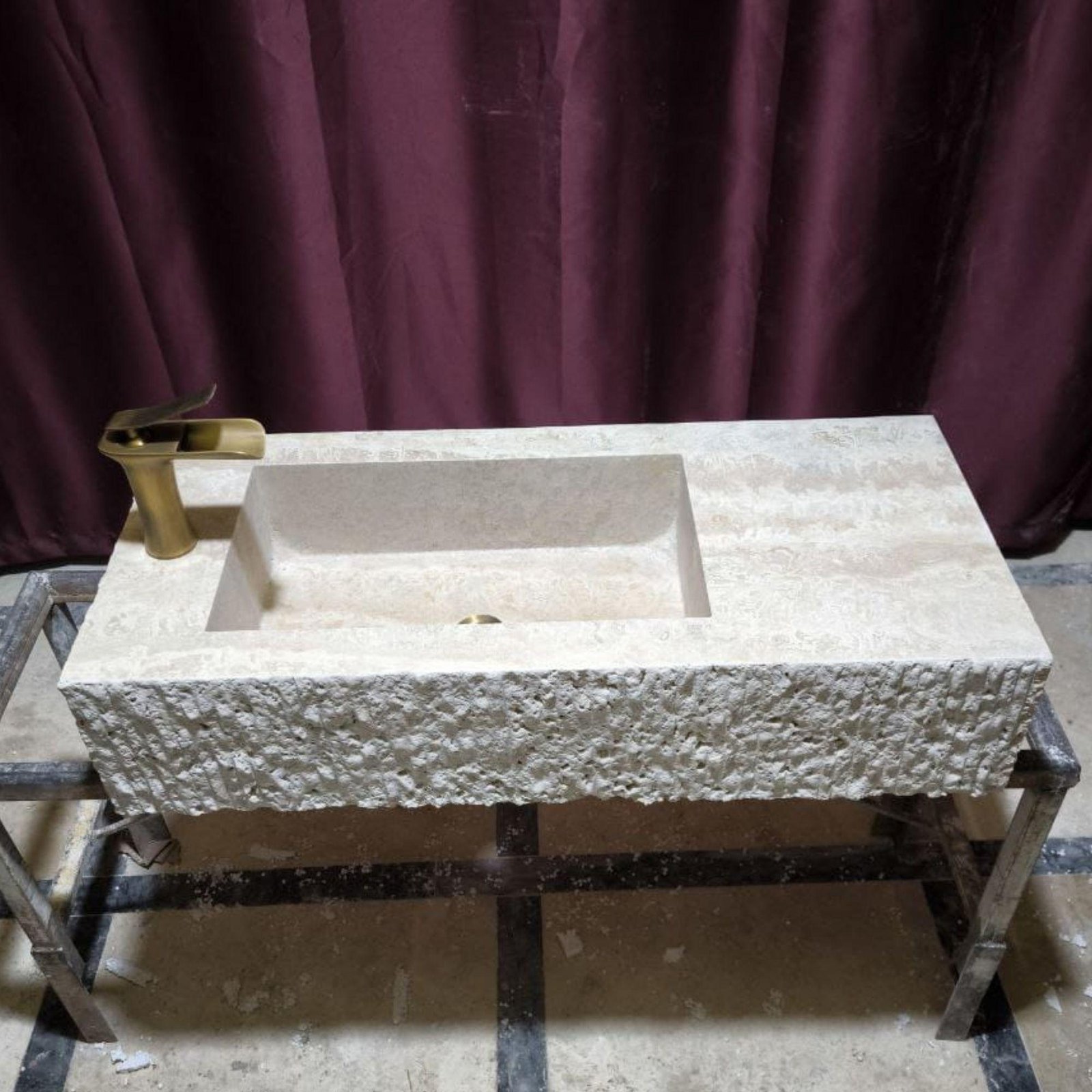 Doğal Traverten Duvara Monte Lavabo – Blasted Yüzey Modern Taş Vanity - Görsel 4