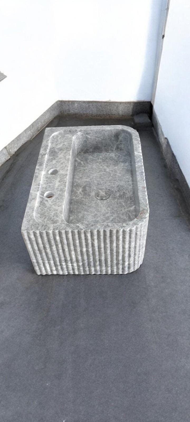 Tundra Grey Mermer Lavabo – Yivli (Fluted) Modern Doğal Taş Banyo Lavabosu - Görsel 7