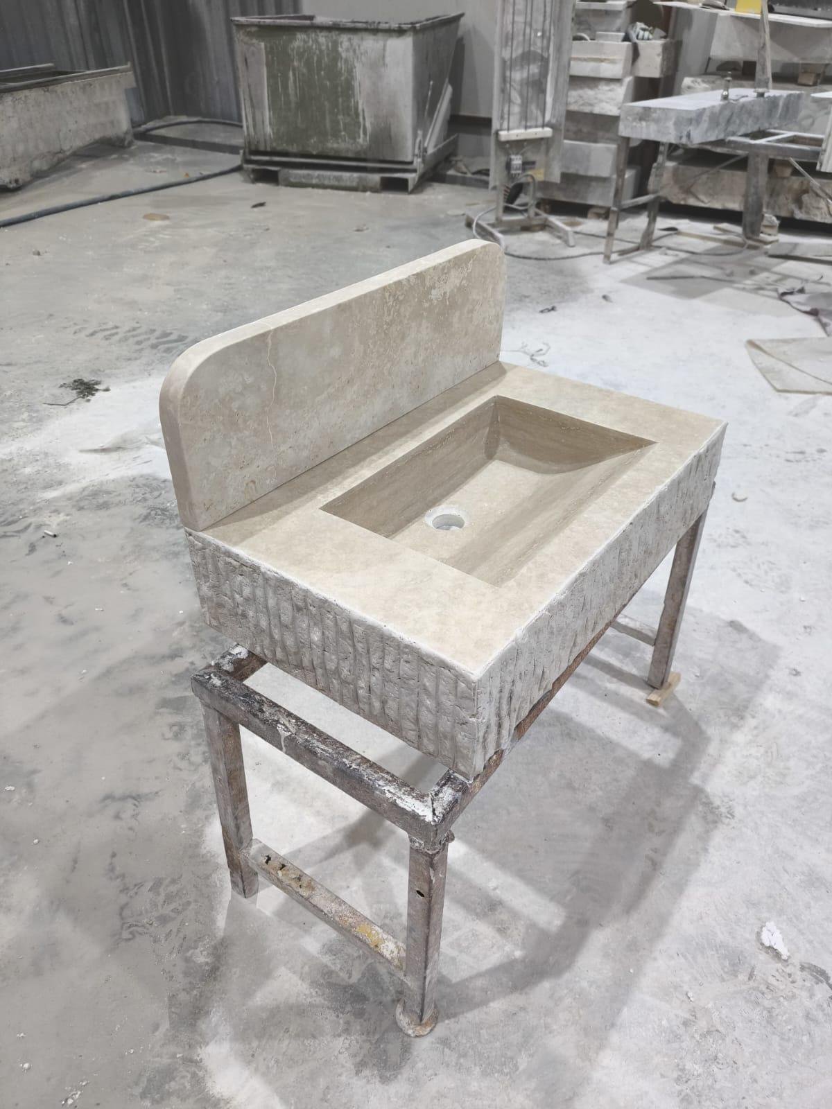 Traverten Mermer Lavabo – Backsplash’li El Yapımı Rustic Bathroom Sink - Görsel 3