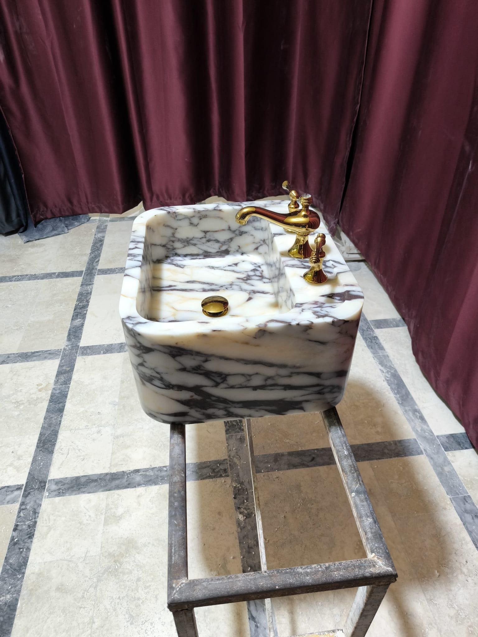 Calacatta Viola Mermer Lavabo – El Oyma Tezgah Üstü Lüks Vanity Basin - Görsel 8