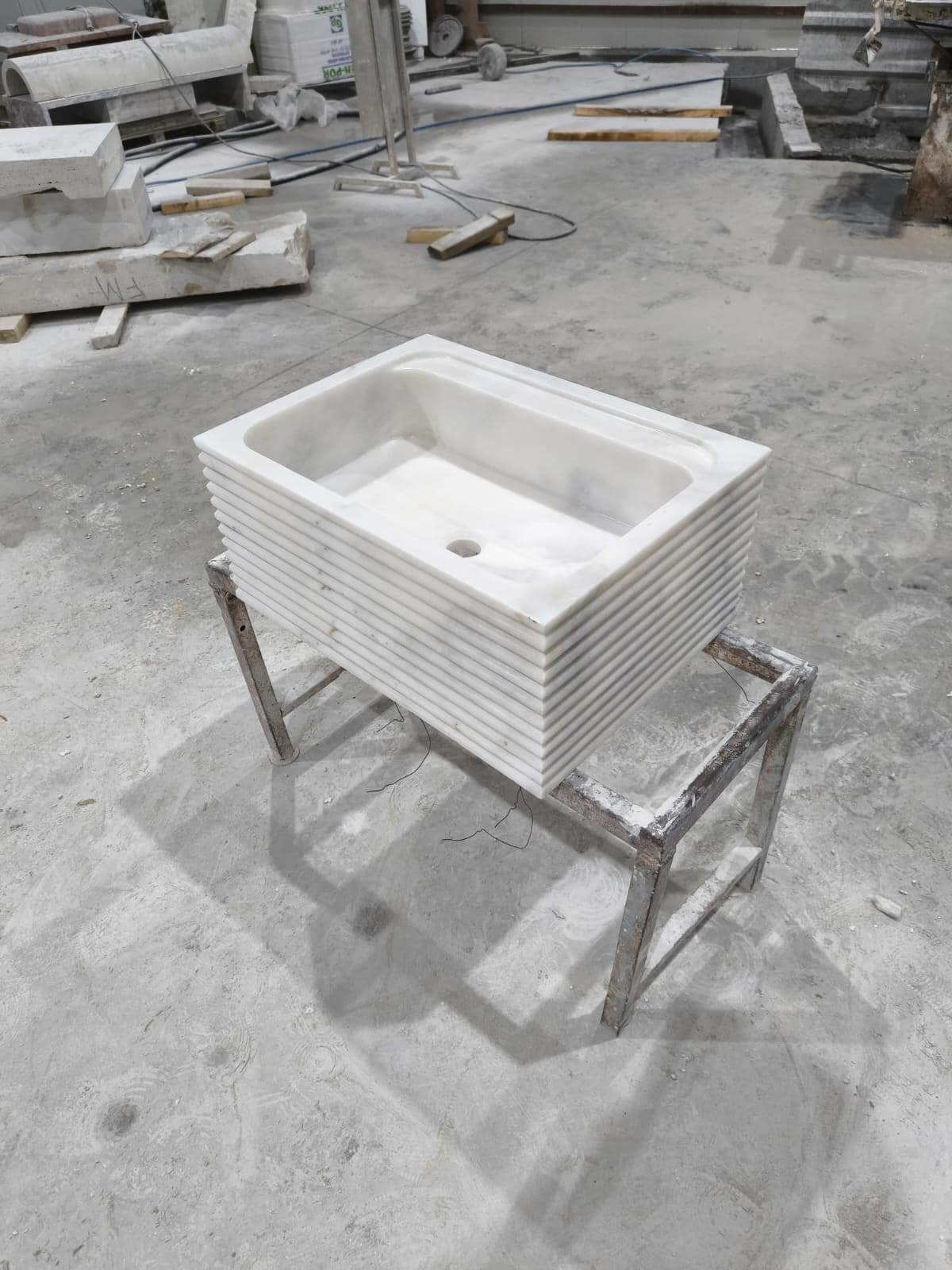 Beyaz Mermer Lavabo – Dikdörtgen Tezgah Üstü Parlak Taş Basin - Görsel 6