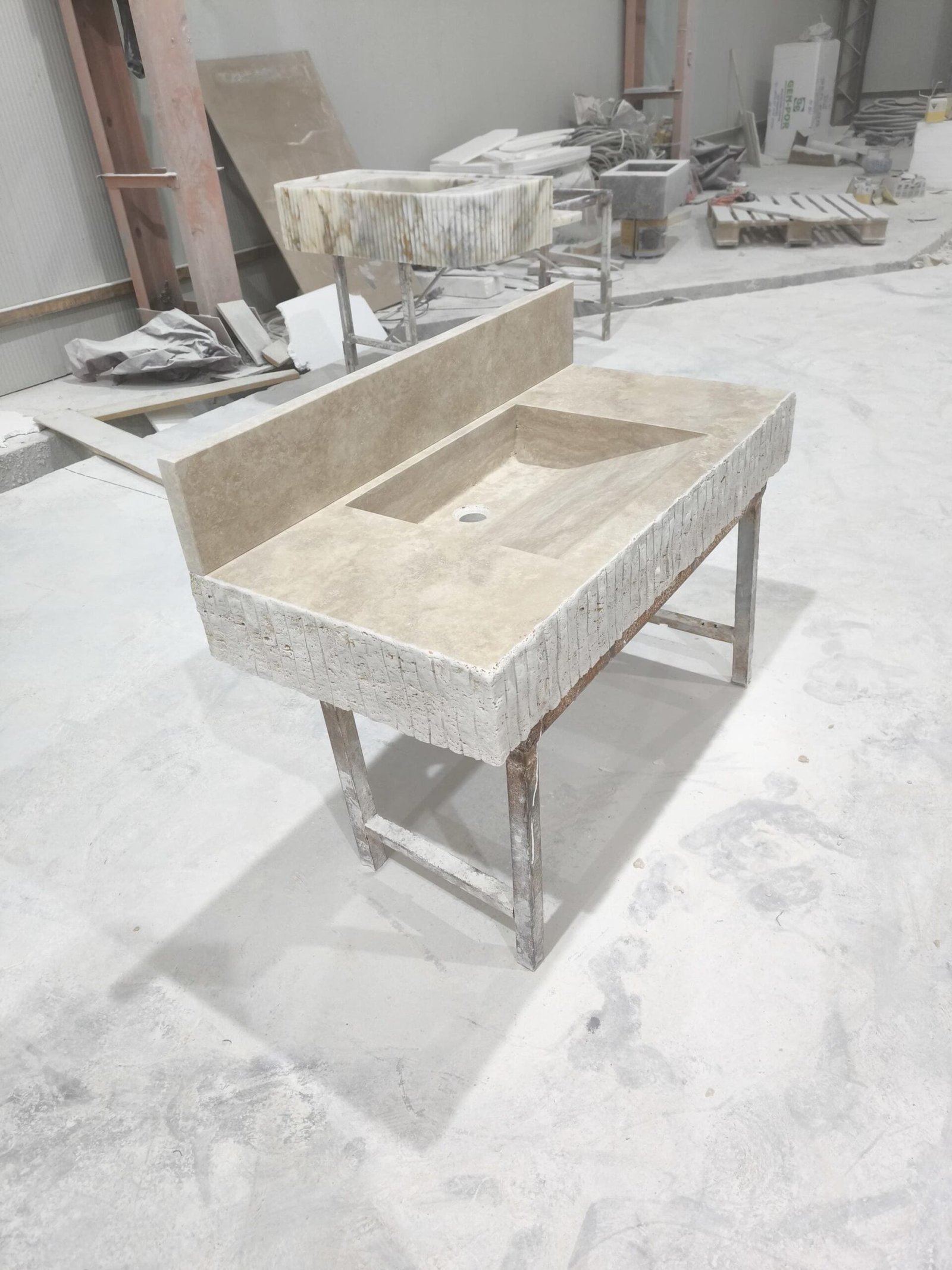 Traverten Mermer Lavabo – Backsplash’lı Duvara Monte Dikdörtgen Vanity - Görsel 2