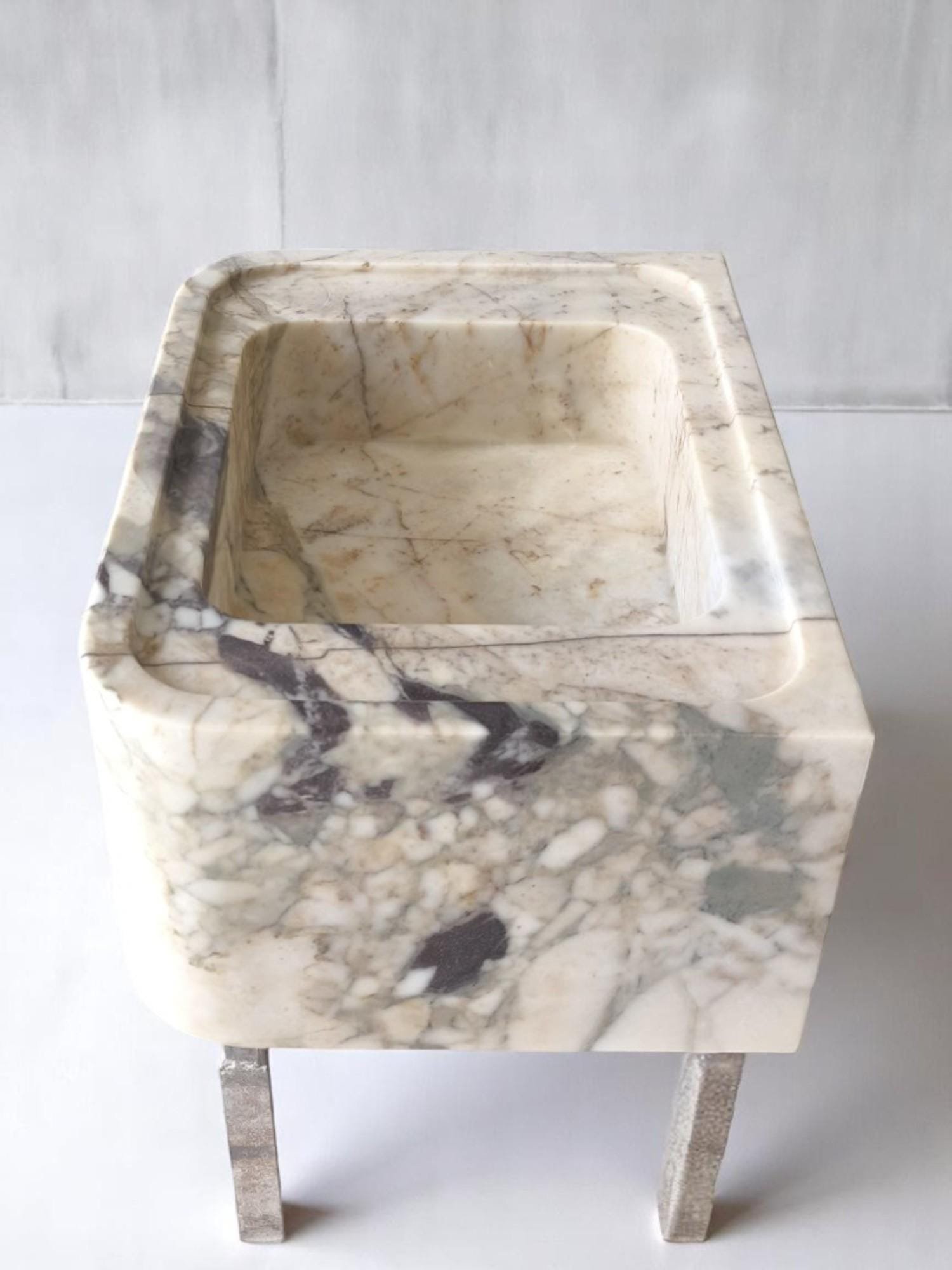 Calacatta Monet Mermer Lavabo – Metal Ayaklı Lüks Banyo Vanity - Görsel 2