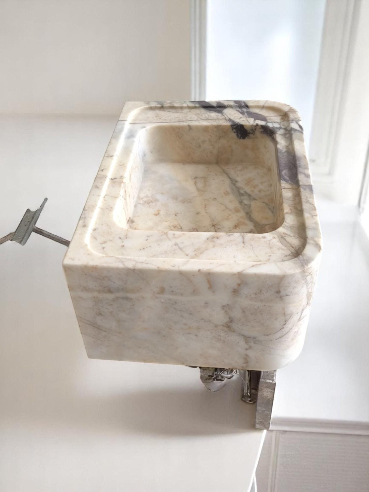Calacatta Monet Mermer Lavabo – Metal Ayaklı Lüks Banyo Vanity - Görsel 5