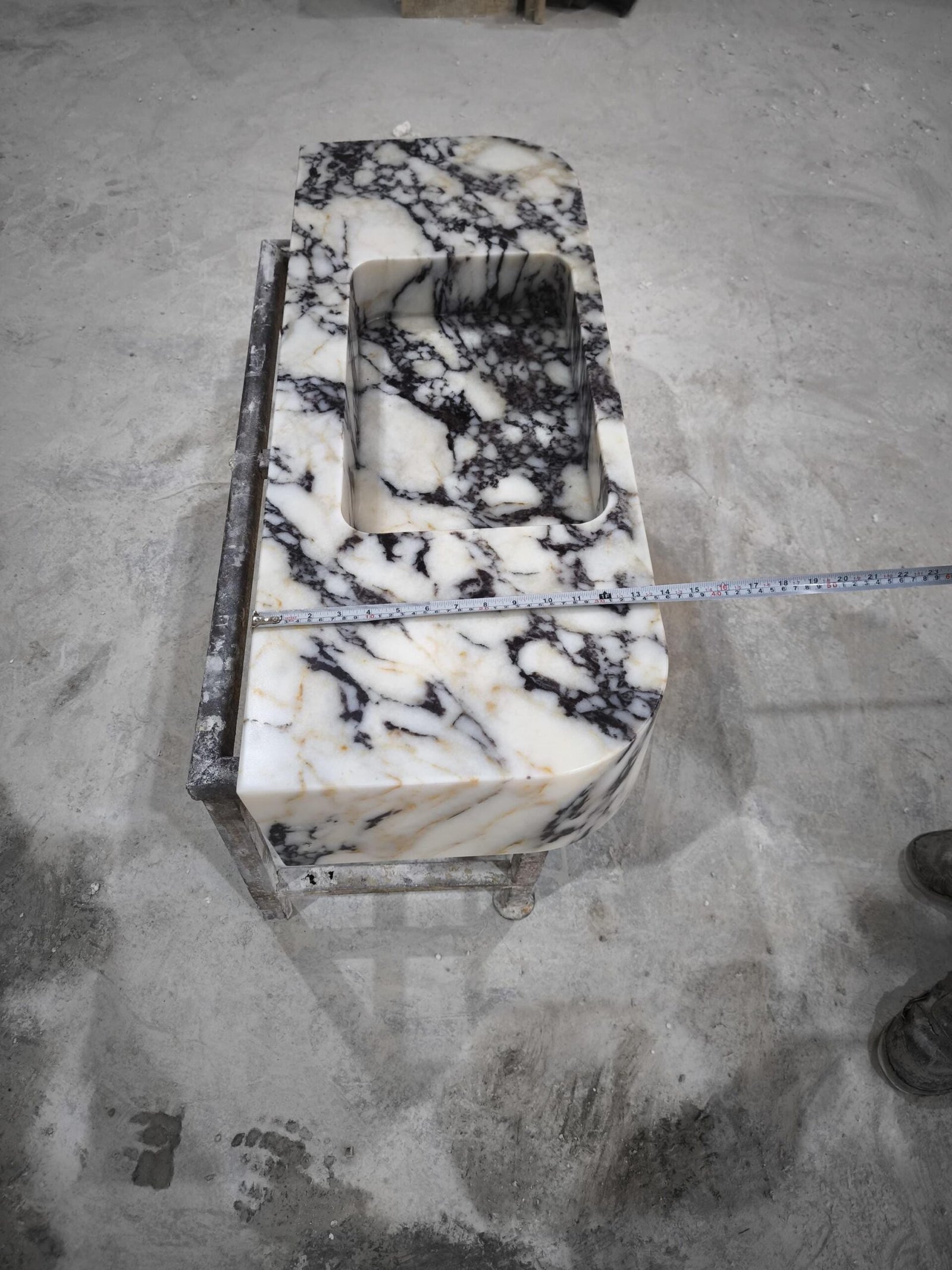 Calacatta Viola Mermer Lavabo – Heykelsi El Yapımı Doğal Taş Banyo Tezgahı - Görsel 7