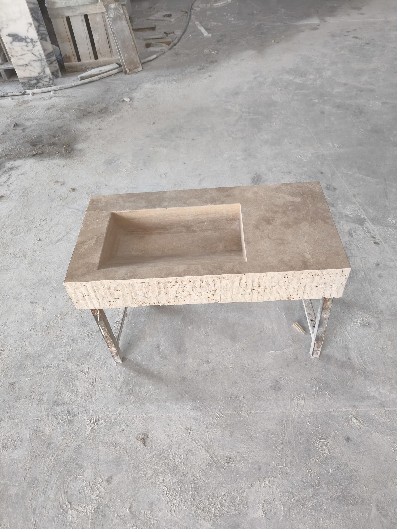 Traverten Taş Lavabo – El Yapımı Dikdörtgen Minimalist Banyo Tezgahı (32") - Görsel 4