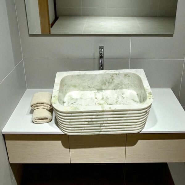 Yeşil Mermer Lavabo – Fluted Yüzeyli El Yapımı Minimalist Stone Basin