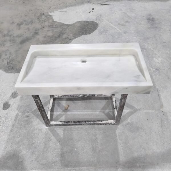 El Yapımı Beyaz Mermer Lavabo – Modern Heykelsi Tasarımlı Banyo Tezgah Üstü Lavabo