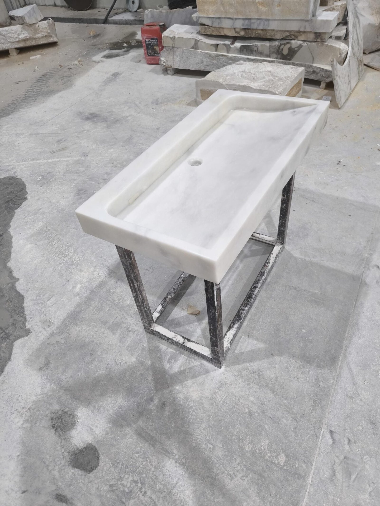El Yapımı Beyaz Mermer Lavabo – Modern Heykelsi Tasarımlı Banyo Tezgah Üstü Lavabo - Görsel 5