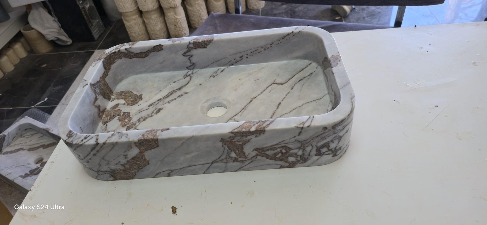 Dikdörtgen Gri Mermer Lavabo – Doğal Damarlı Modern Taş Banyo Lavabosu - Görsel 3