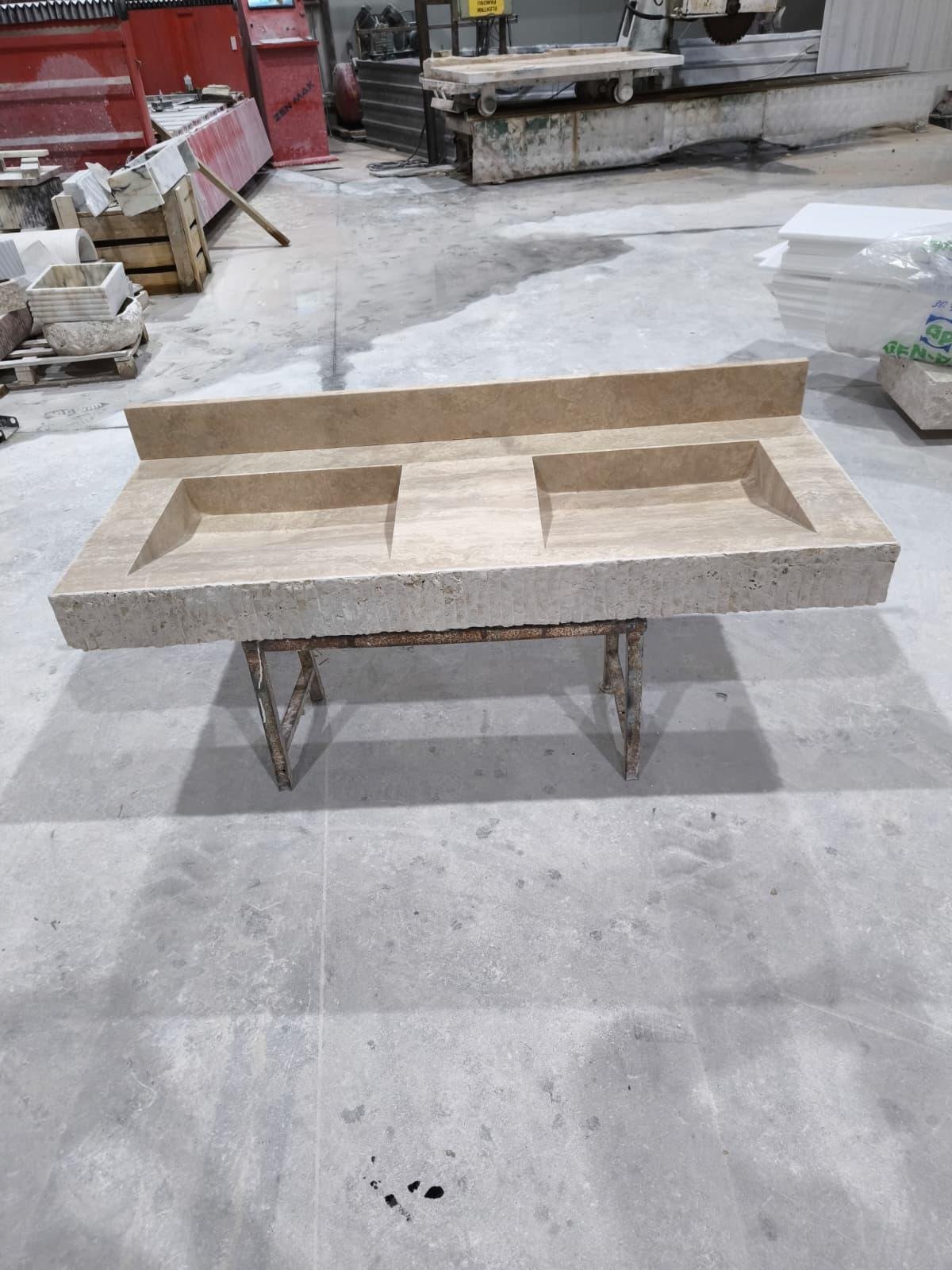 Traverten Çift Lavabo – 62” Rustik Bej Doğal Taş Banyo Tezgahı (Double Basin) - Görsel 7