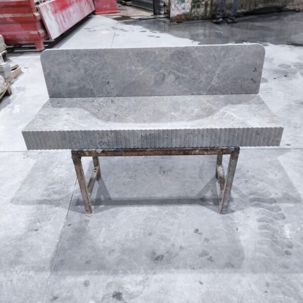 Tundra Grey Mermer Lavabo – Backsplash’li Modern Doğal Taş Banyo Tezgahı (47")