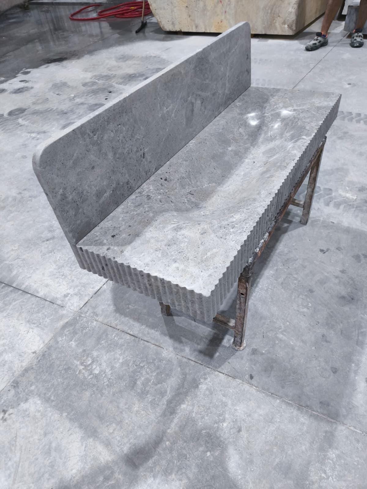 Tundra Grey Mermer Lavabo – Backsplash’li Modern Doğal Taş Banyo Tezgahı (47") - Görsel 4