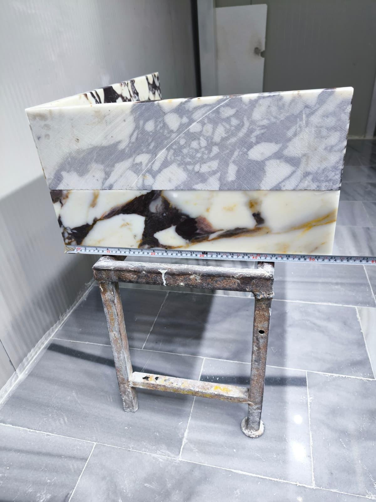 Calacatta Viola Mermer Lavabo – Sırt Panelli Tezgahlı Lüks Banyo Vanity (28") - Görsel 5
