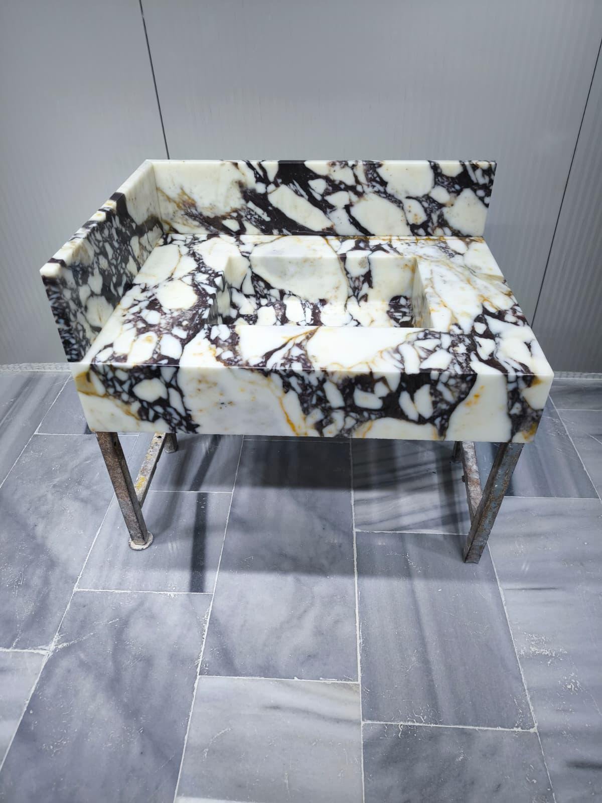 Calacatta Viola Mermer Lavabo – Sırt Panelli Tezgahlı Lüks Banyo Vanity (28") - Görsel 2