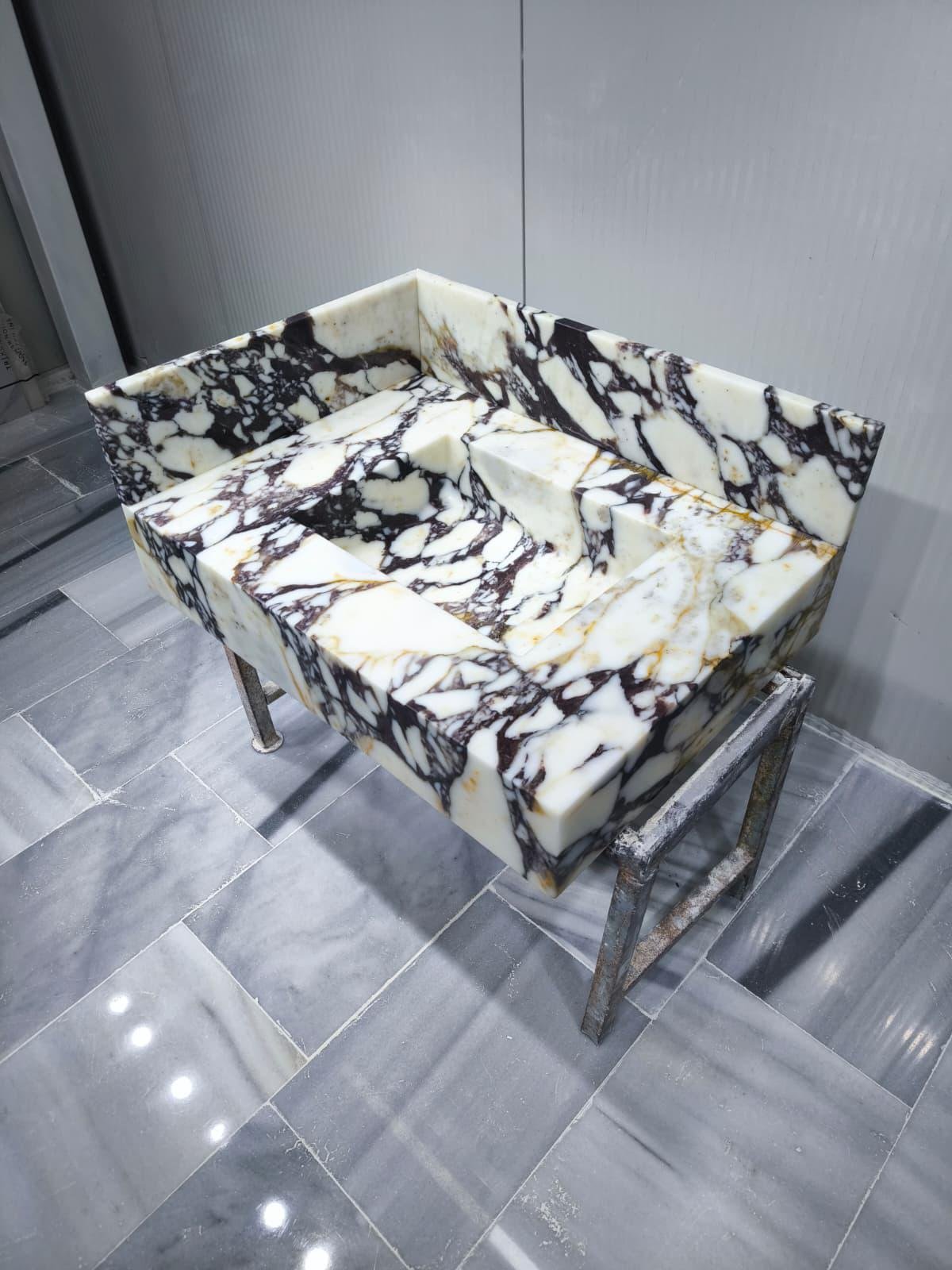 Calacatta Viola Mermer Lavabo – Sırt Panelli Tezgahlı Lüks Banyo Vanity (28") - Görsel 10