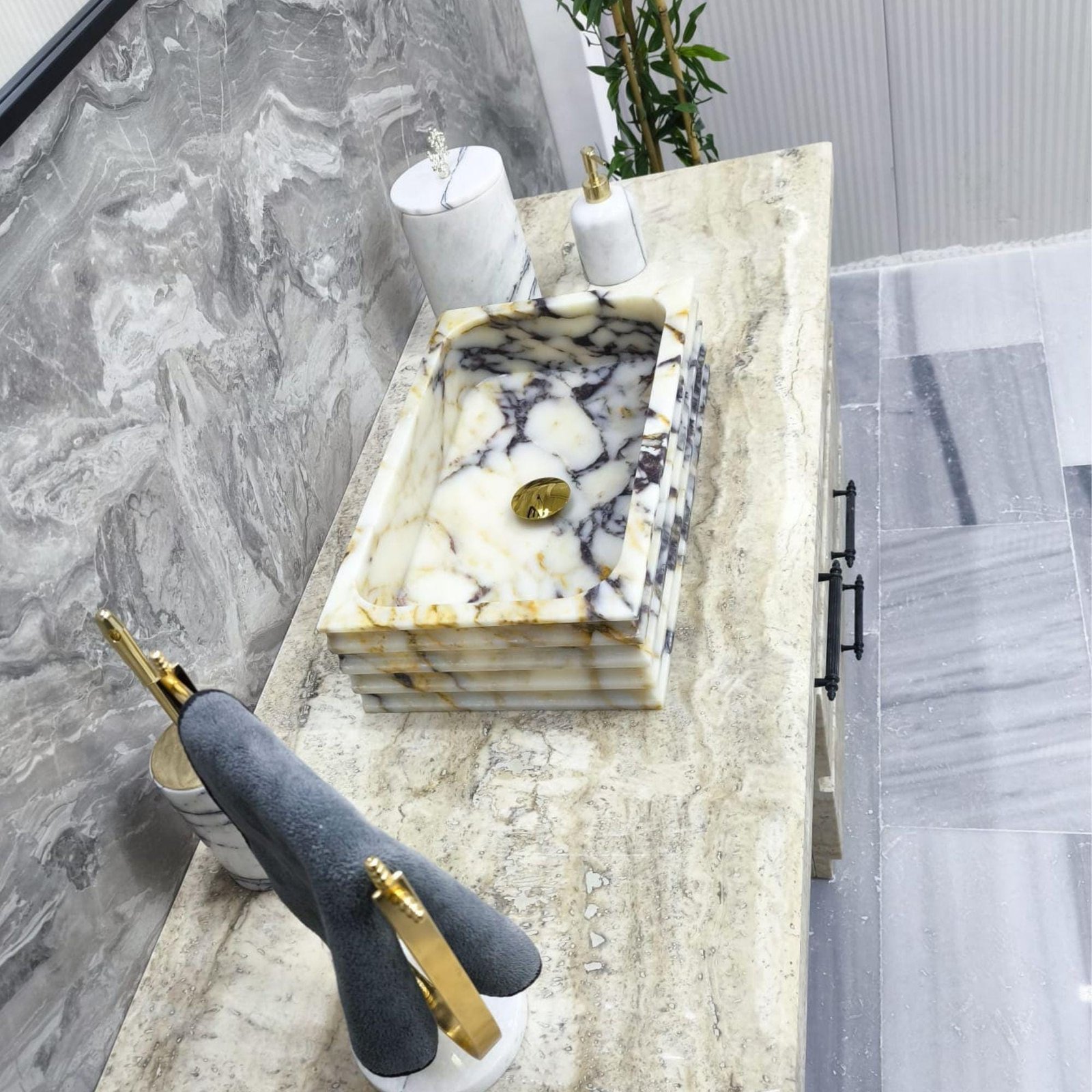 Calacatta Viola Mermer Lavabo – Altın Giderli Dikdörtgen Küçük Tezgah Üstü Lavabo, 12x20x5” - Görsel 2