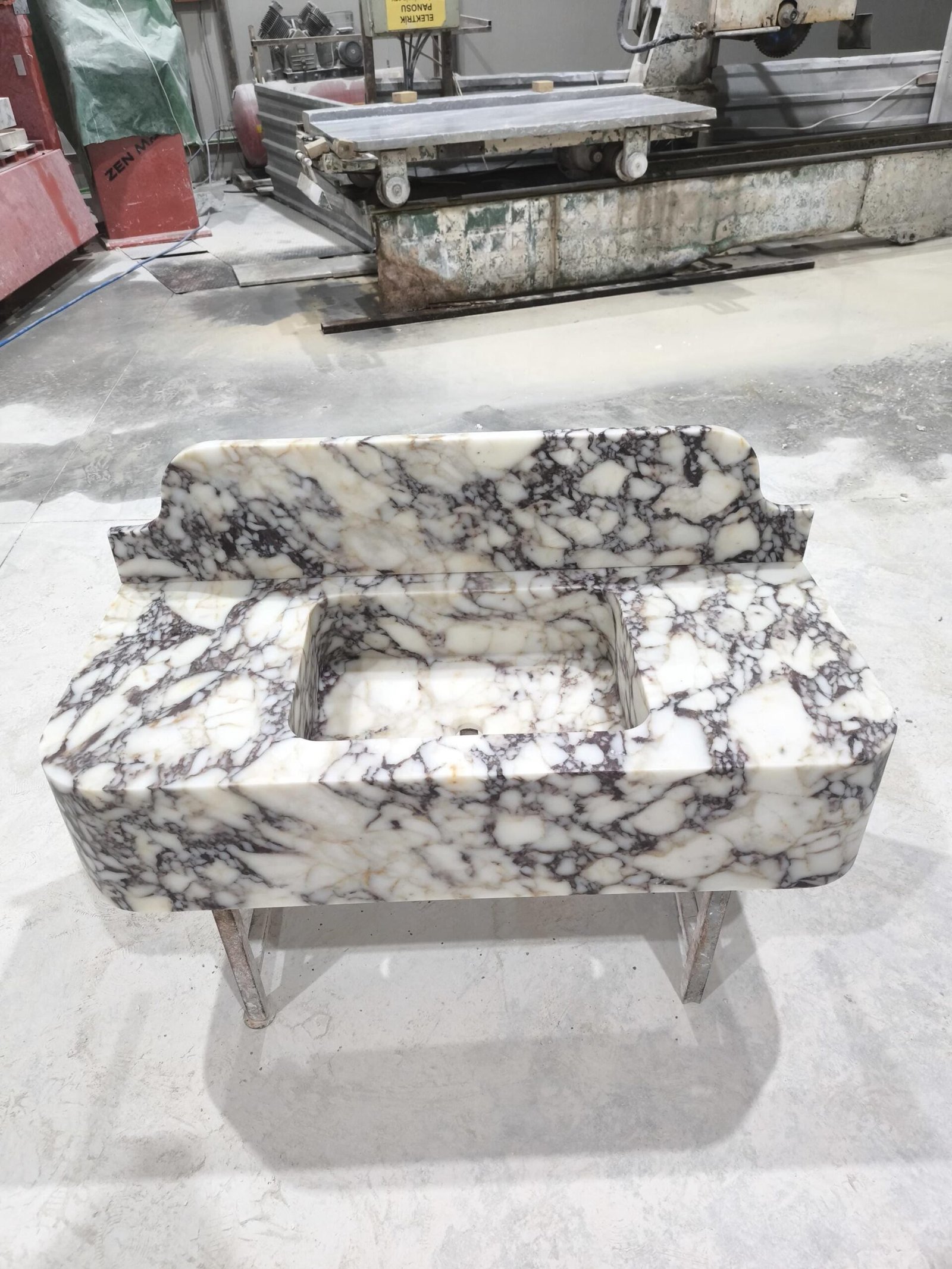 Calacatta Viola Mermer Lavabo – Sırt Panelli (Backsplash) Modern Dikdörtgen Banyo Tezgahı - Görsel 2