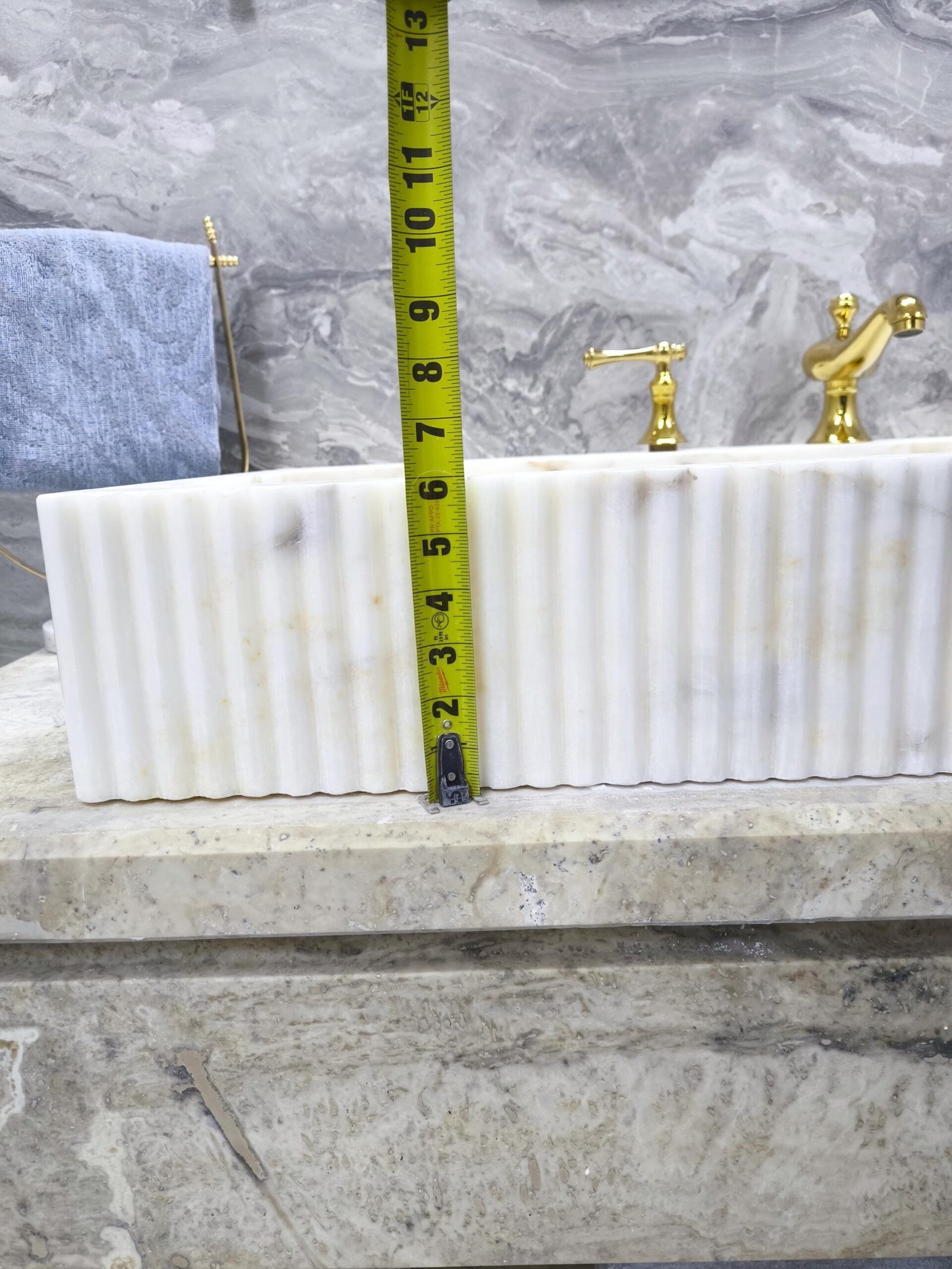 Calacatta Gold Mermer Lavabo – Yivli Uzun Lüks Banyo Tezgahı (40") - Görsel 8