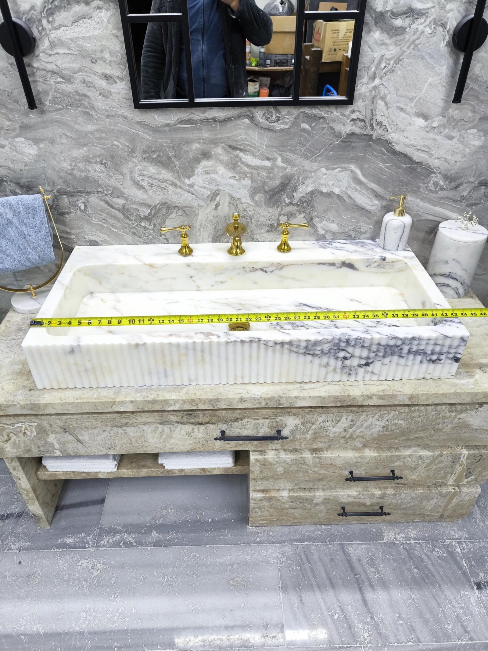 Calacatta Gold Mermer Lavabo – Yivli Uzun Lüks Banyo Tezgahı (40") - Görsel 9