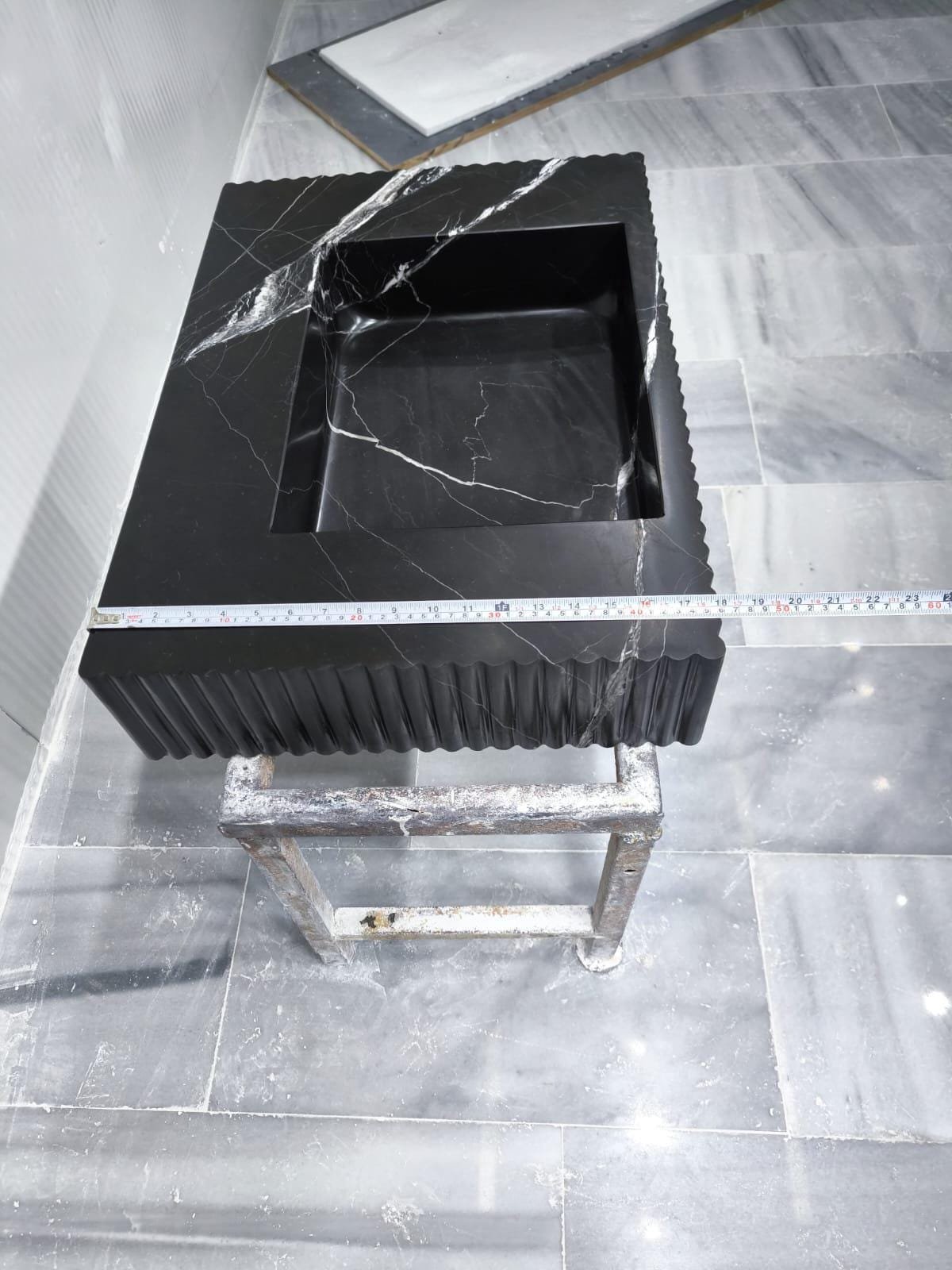 Nero Marquina Mermer Lavabo – Yivli Dikdörtgen Siyah Lüks Banyo Tezgahı - Görsel 2