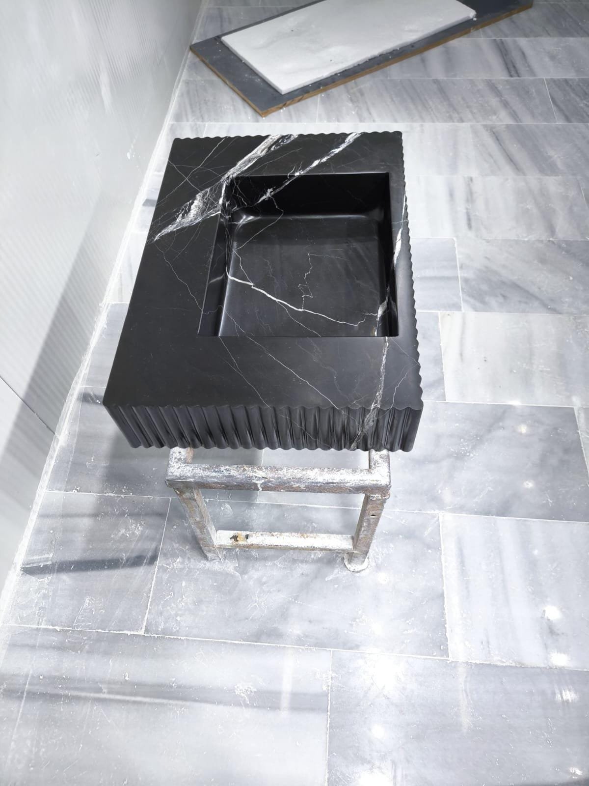 Nero Marquina Mermer Lavabo – Yivli Dikdörtgen Siyah Lüks Banyo Tezgahı - Görsel 8