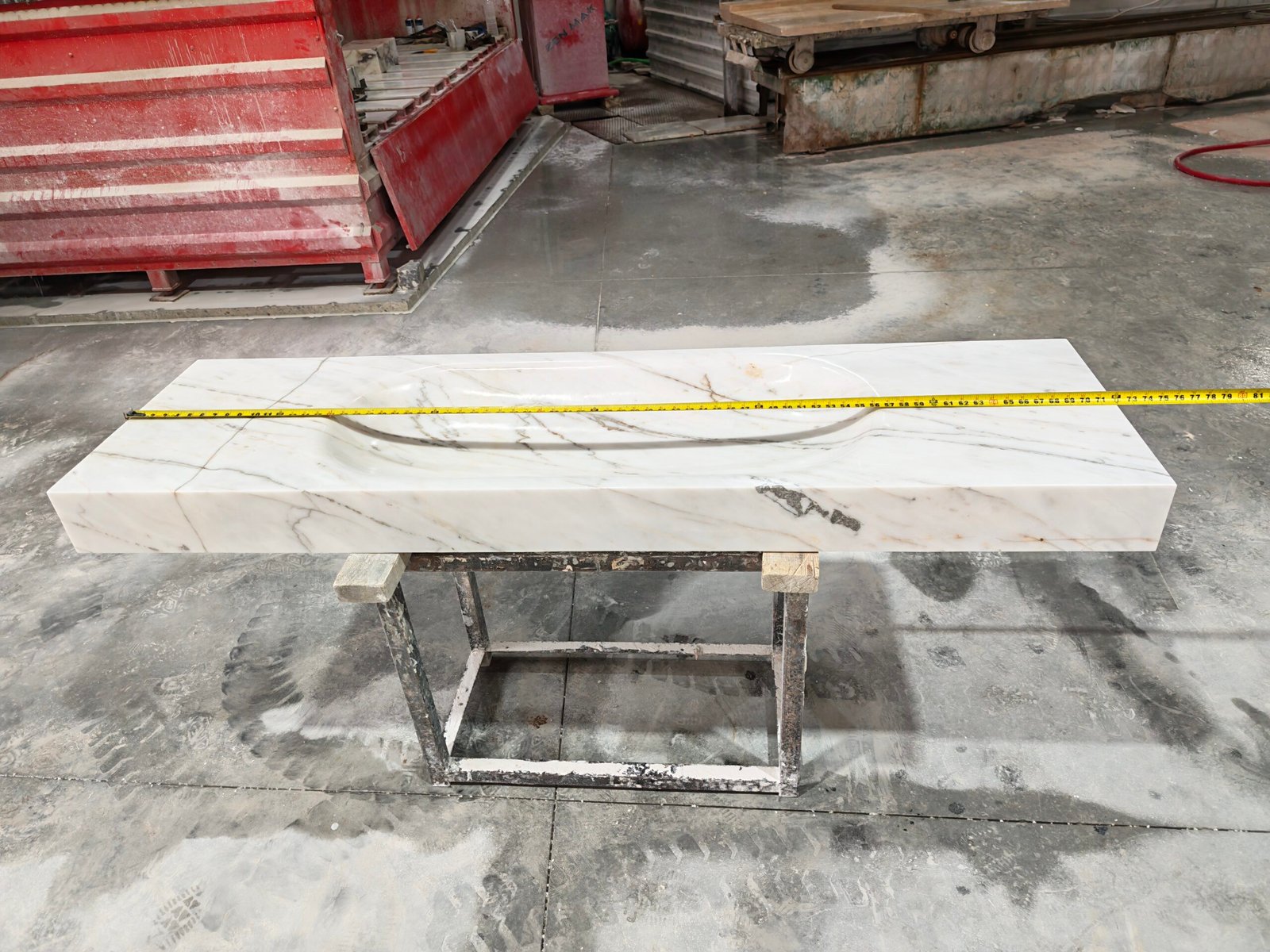 El Yapımı Carrara Mermer Yüzer Banyo Tezgahı ve Entegre Lavabo – 20" x 72" x 5" - Görsel 7