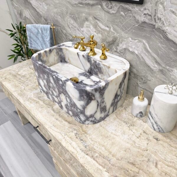 El Yapımı Calacatta Viola Mermer Lavabo – Yuvarlatılmış Köşeli Lüks Banyo Lavabosu
