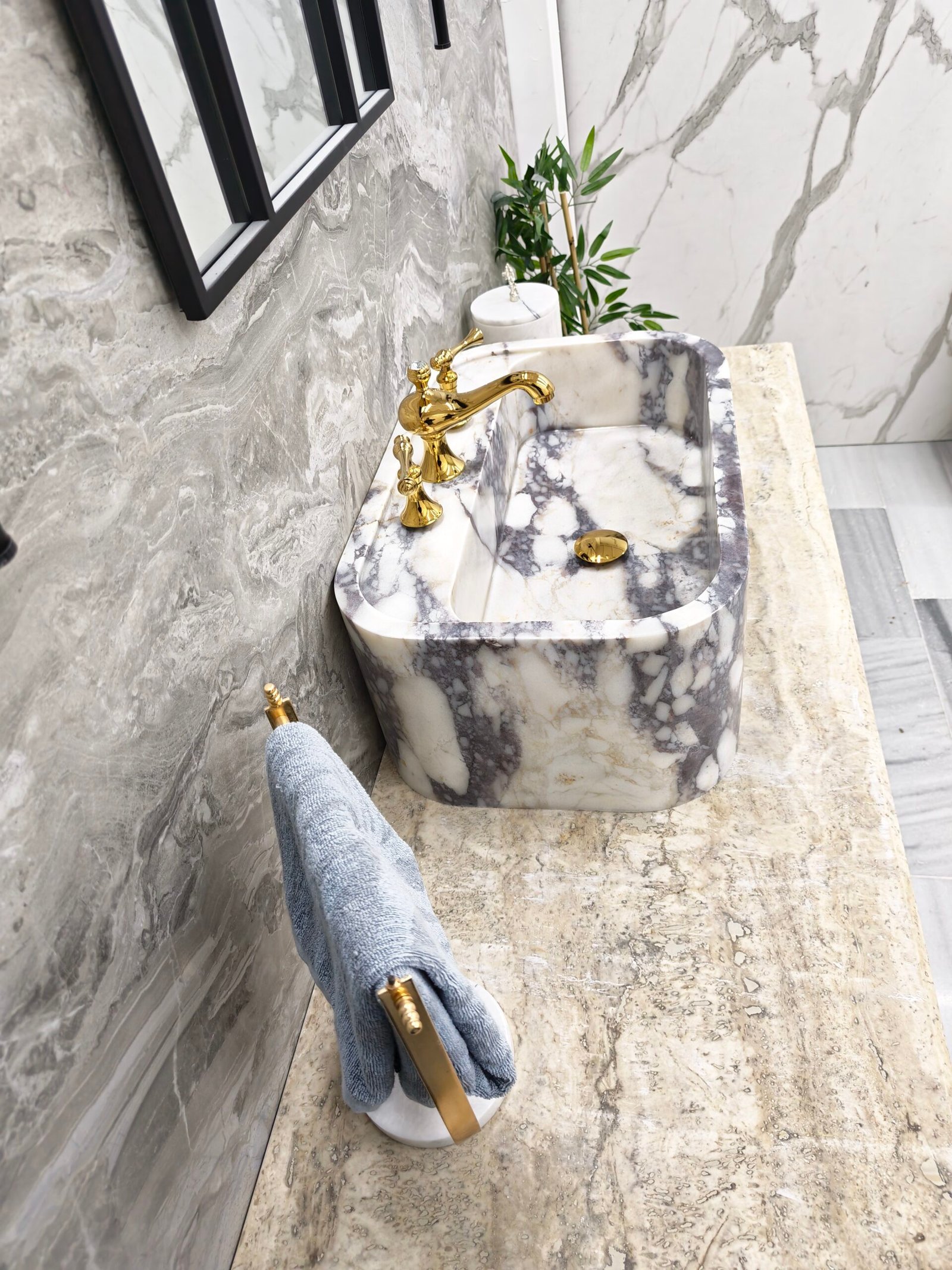 El Yapımı Calacatta Viola Mermer Lavabo – Yuvarlatılmış Köşeli Lüks Banyo Lavabosu - Görsel 8