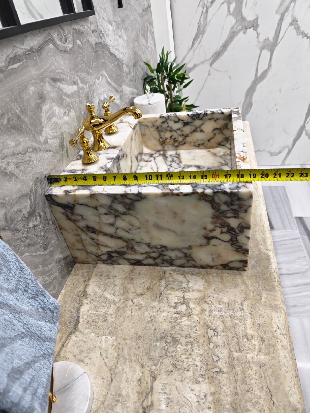 El Yapımı Calacatta Viola Mermer Lavabo – Masif Blok Banyo Lavabosu - Görsel 3